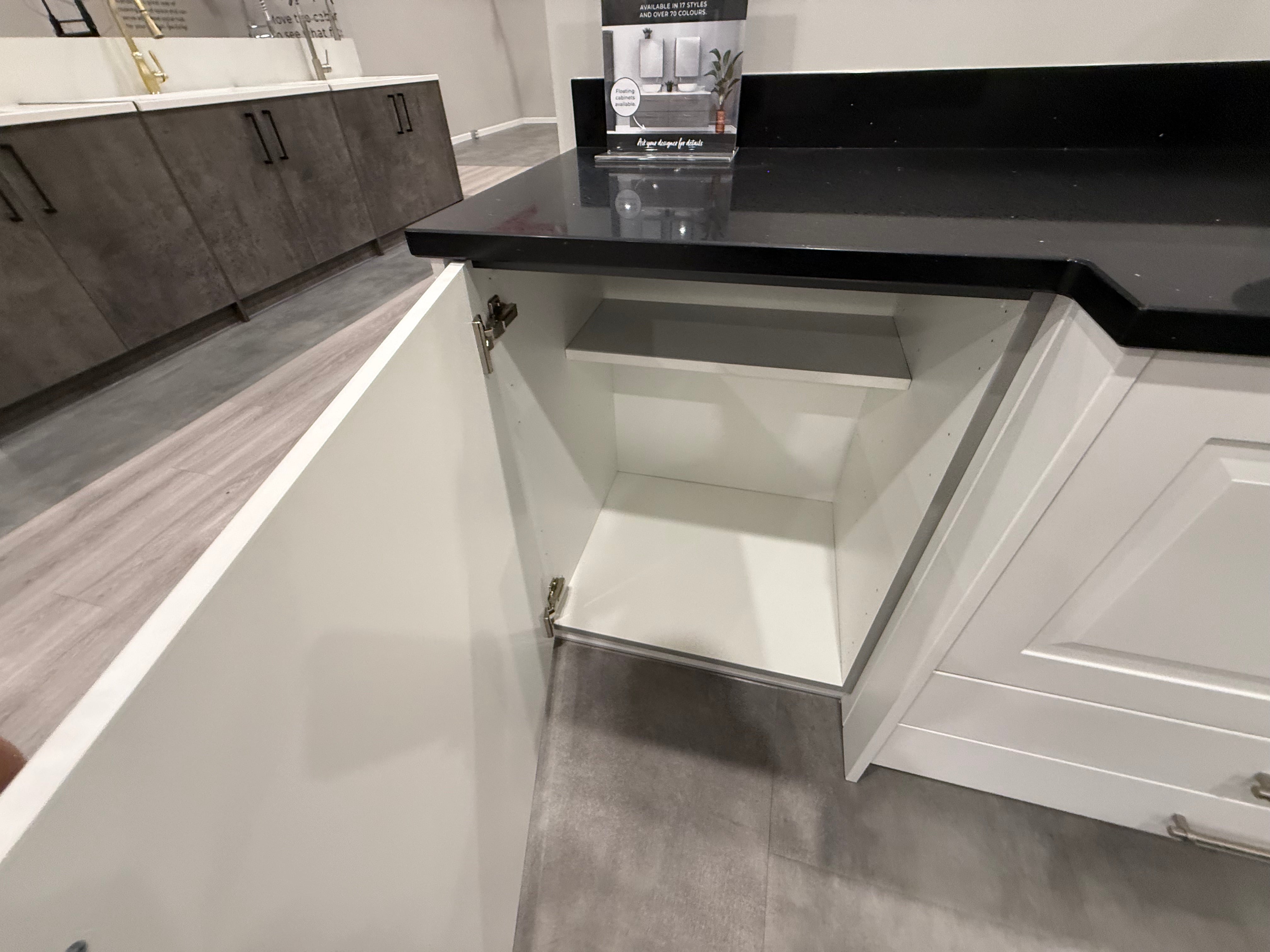 White Shaker Single Vanity with Mirror