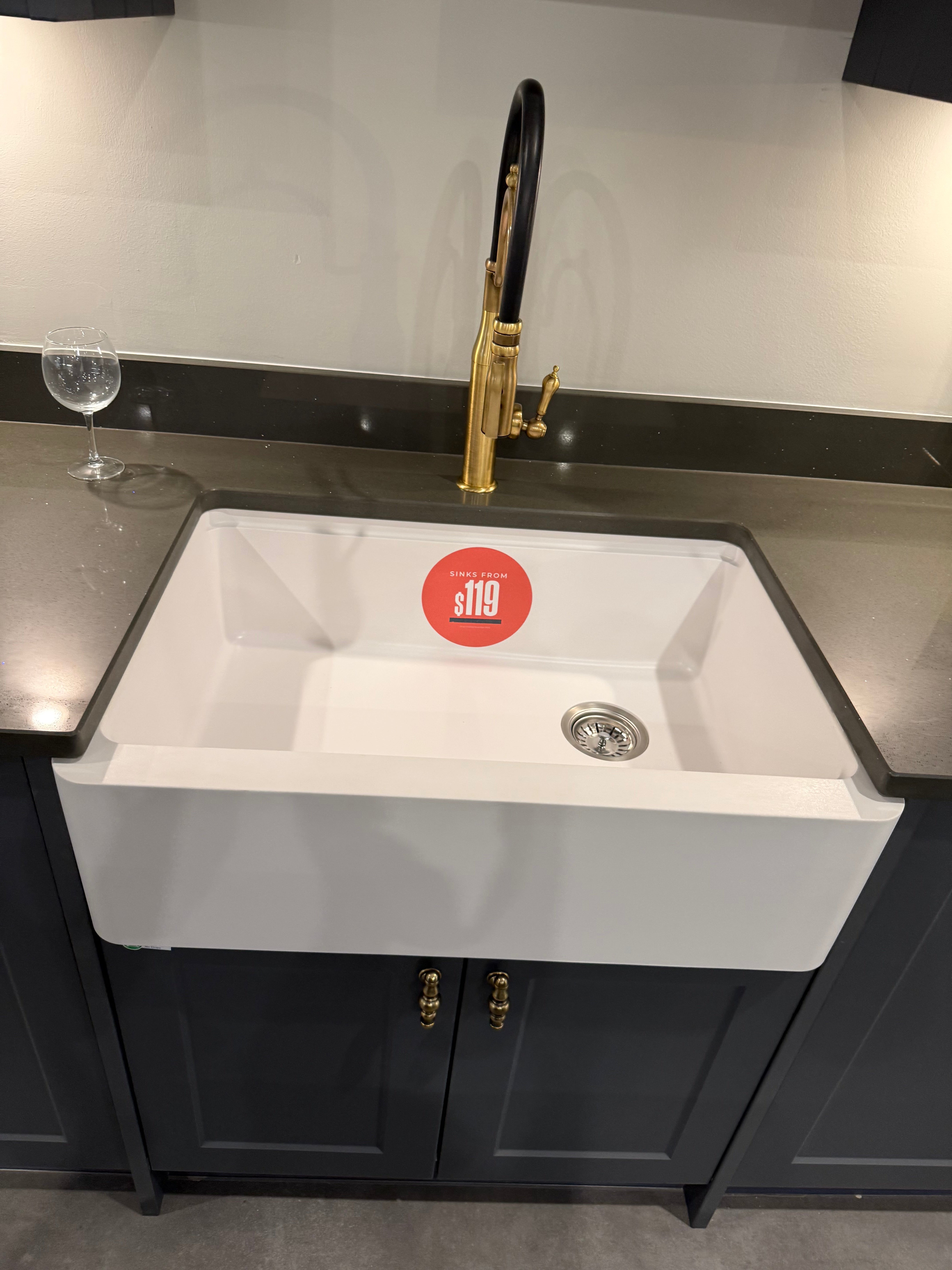 Wren Shaker Chelsea Juratek Forest Green Matte Kitchen