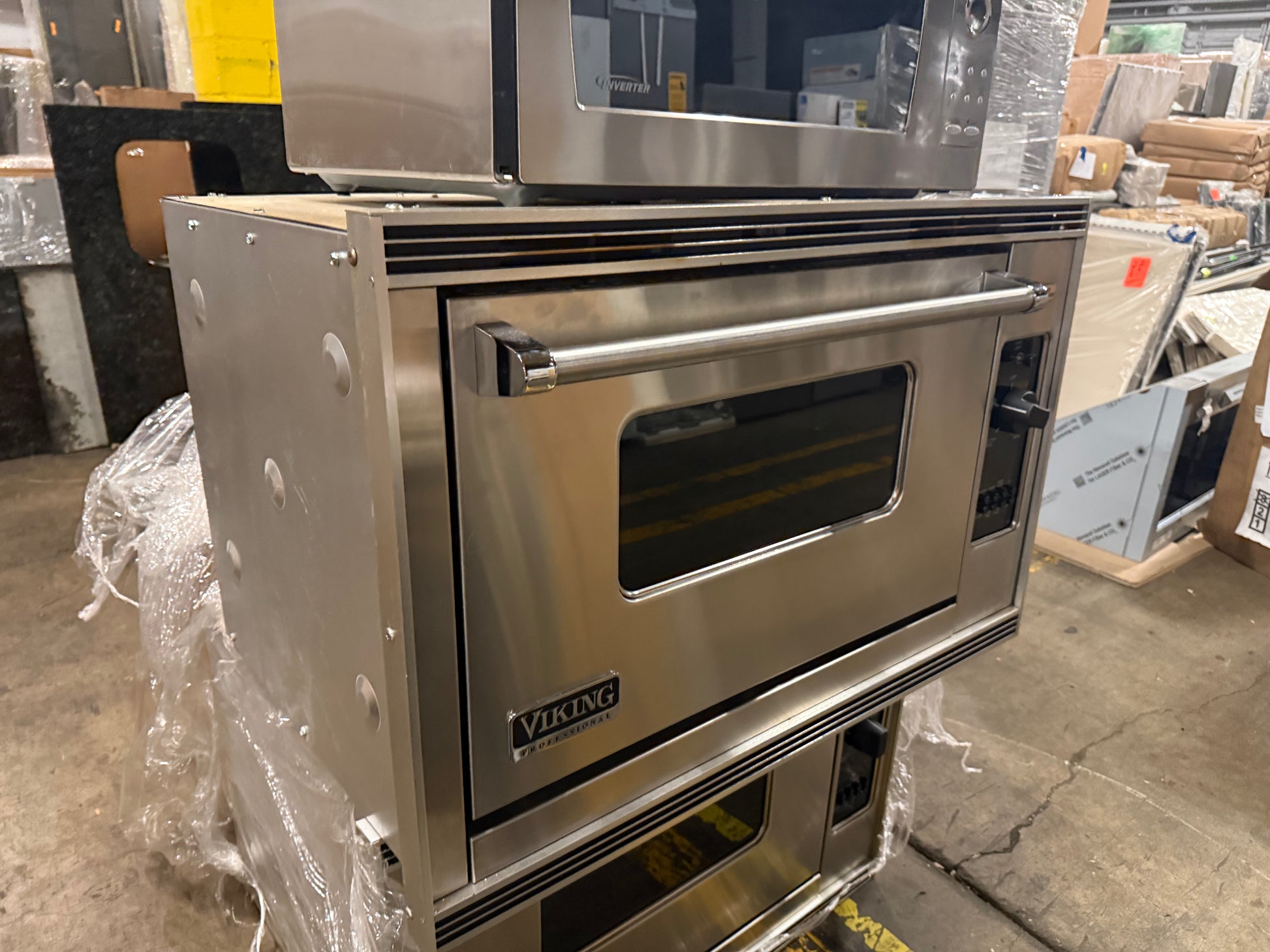 High-end heavy-duty stainless steel built-in gas oven with professional handle