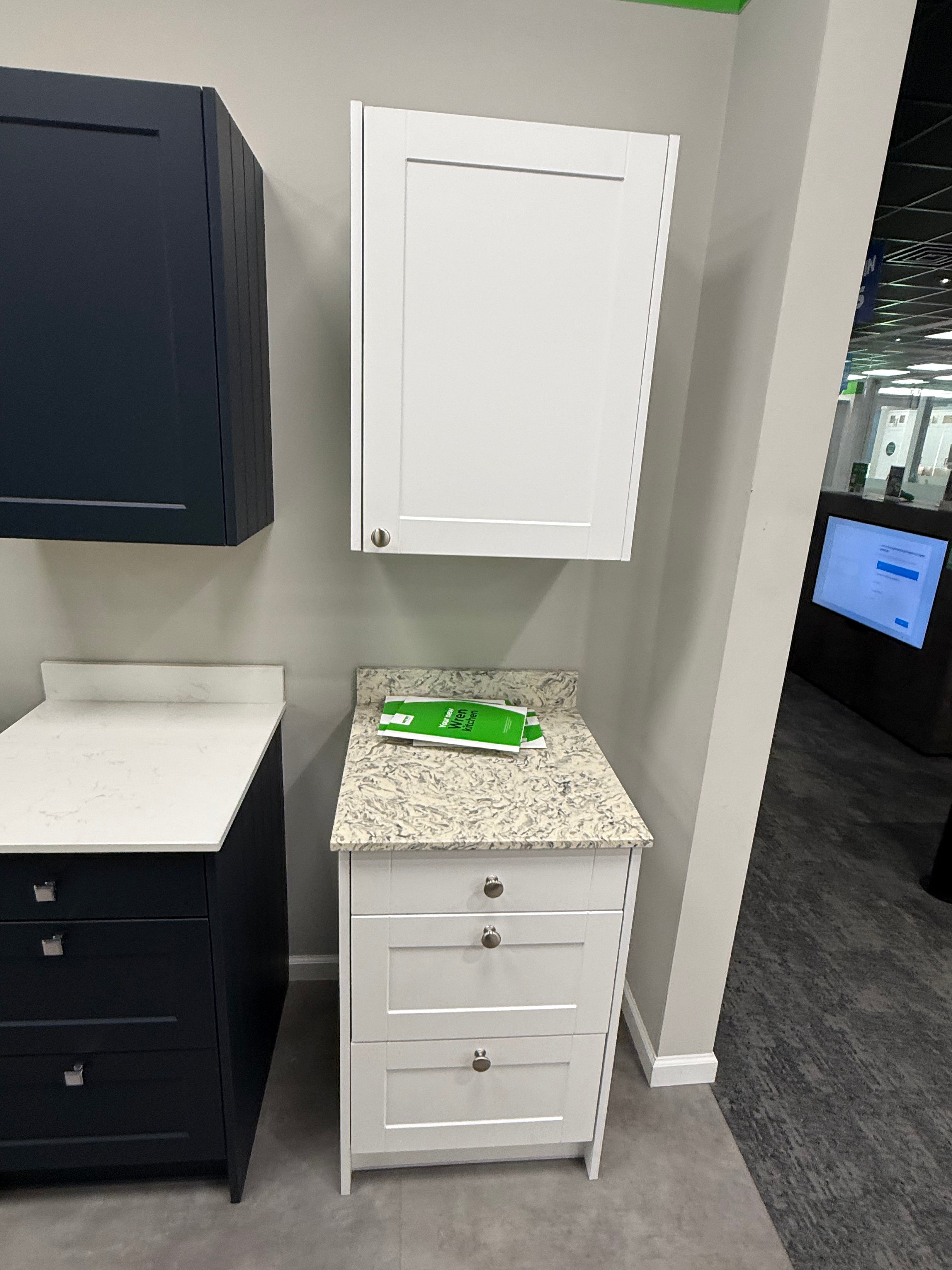 Shaker Classic Matte White Base and Upper Cabinets