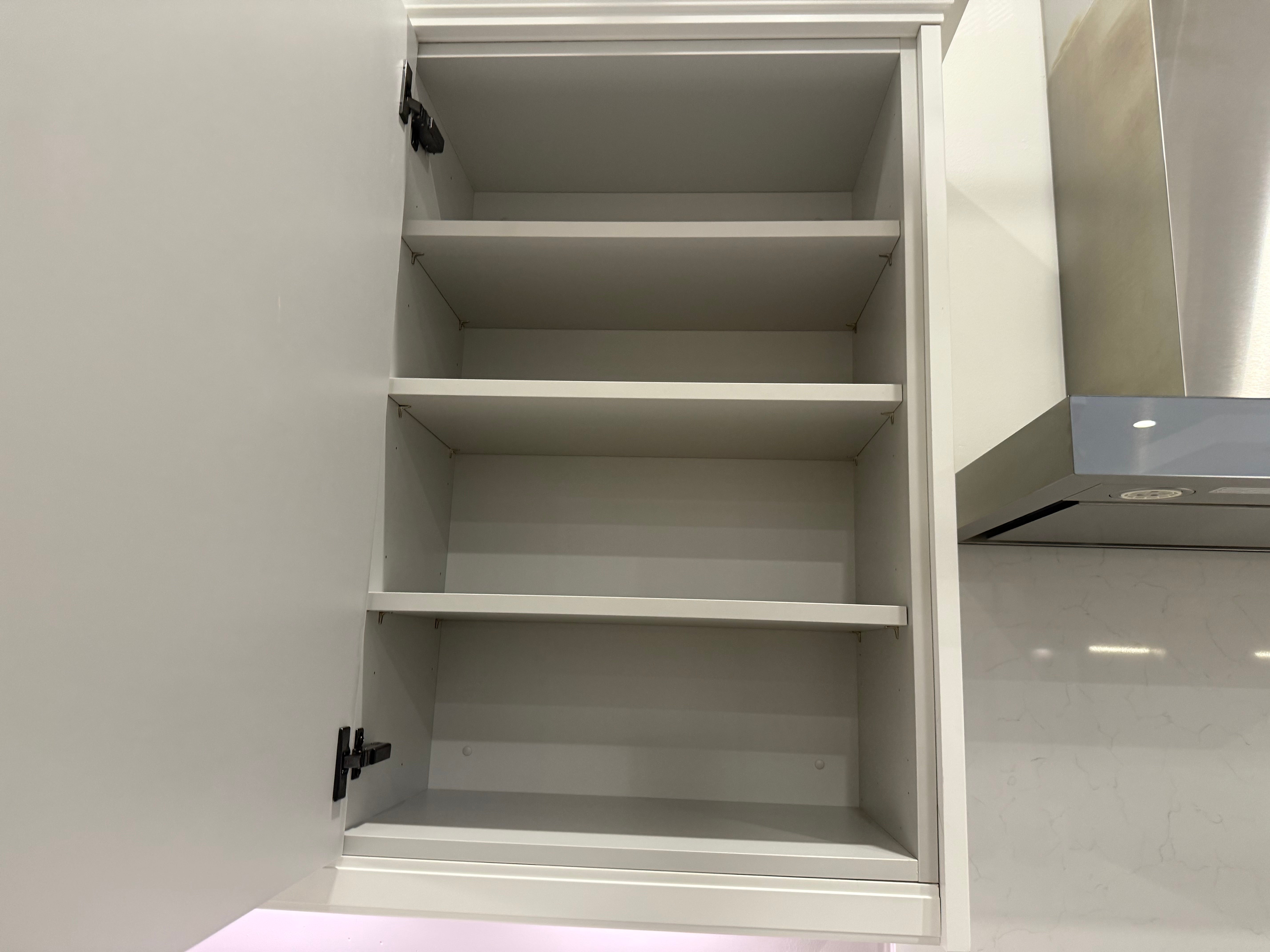 Wren Shaker Chelsea Juratek Olive Green & Ceramic Matte Kitchen