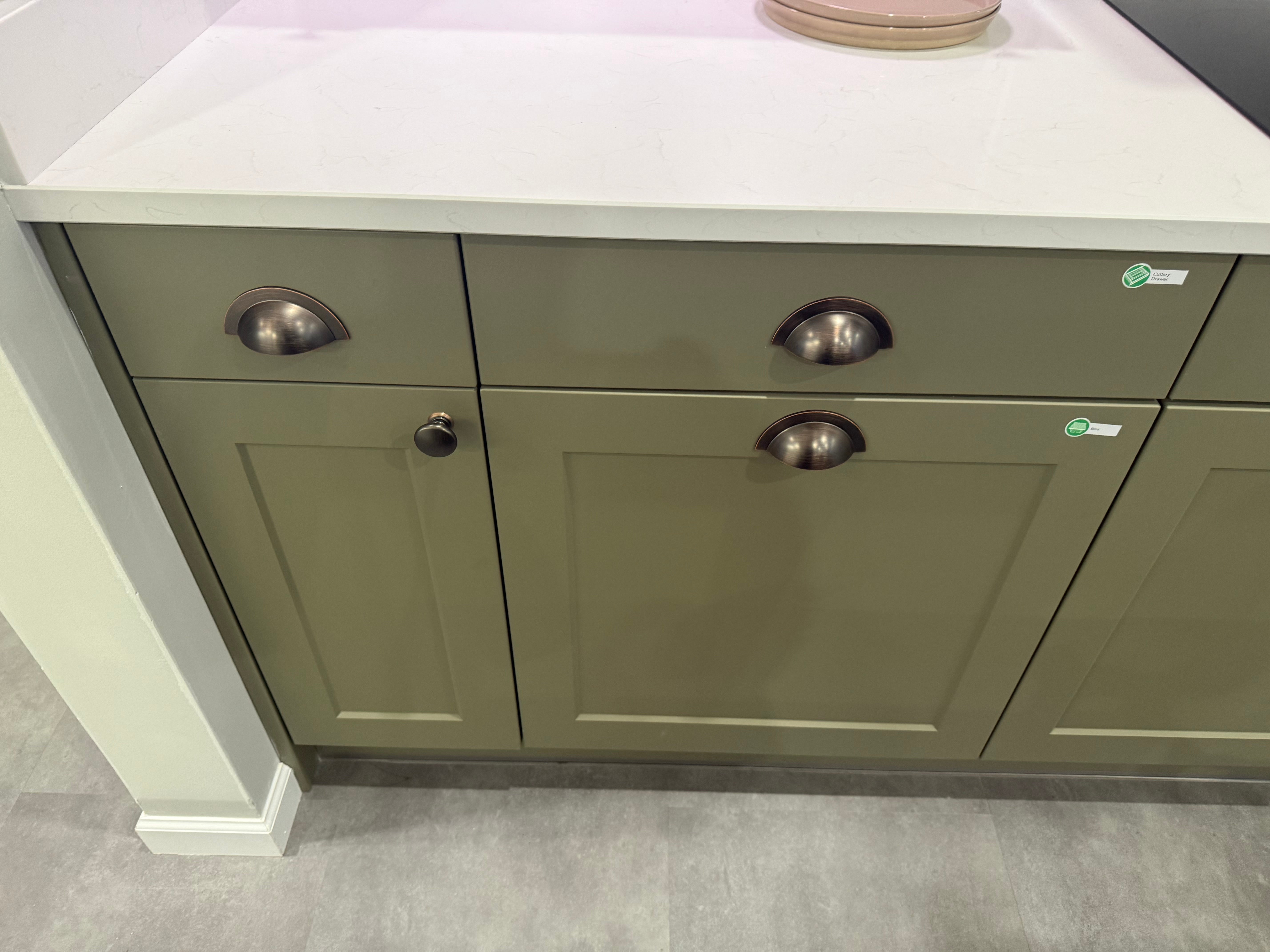 Wren Shaker Chelsea Juratek Olive Green & Ceramic Matte Kitchen