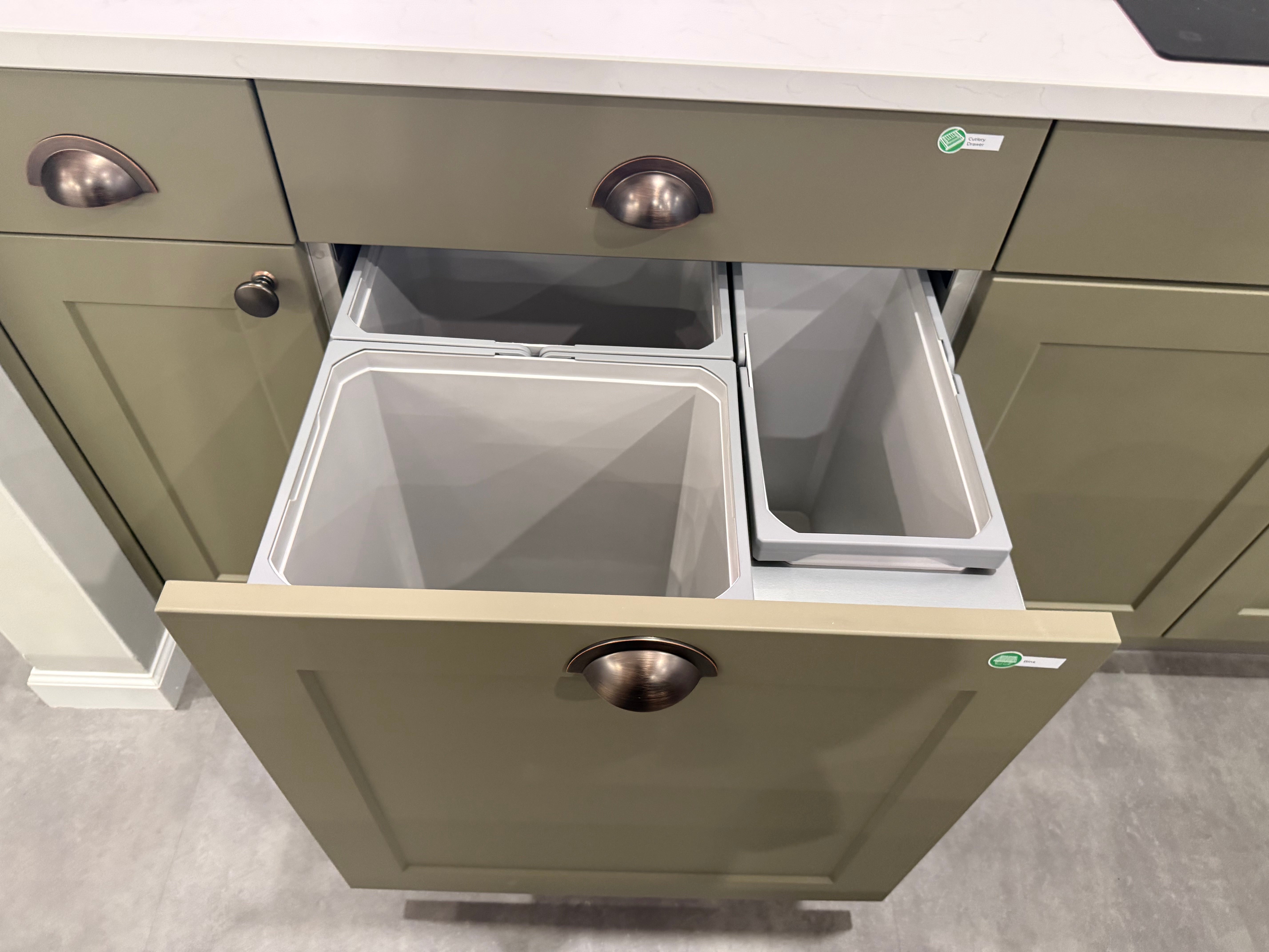 Wren Shaker Chelsea Juratek Olive Green & Ceramic Matte Kitchen