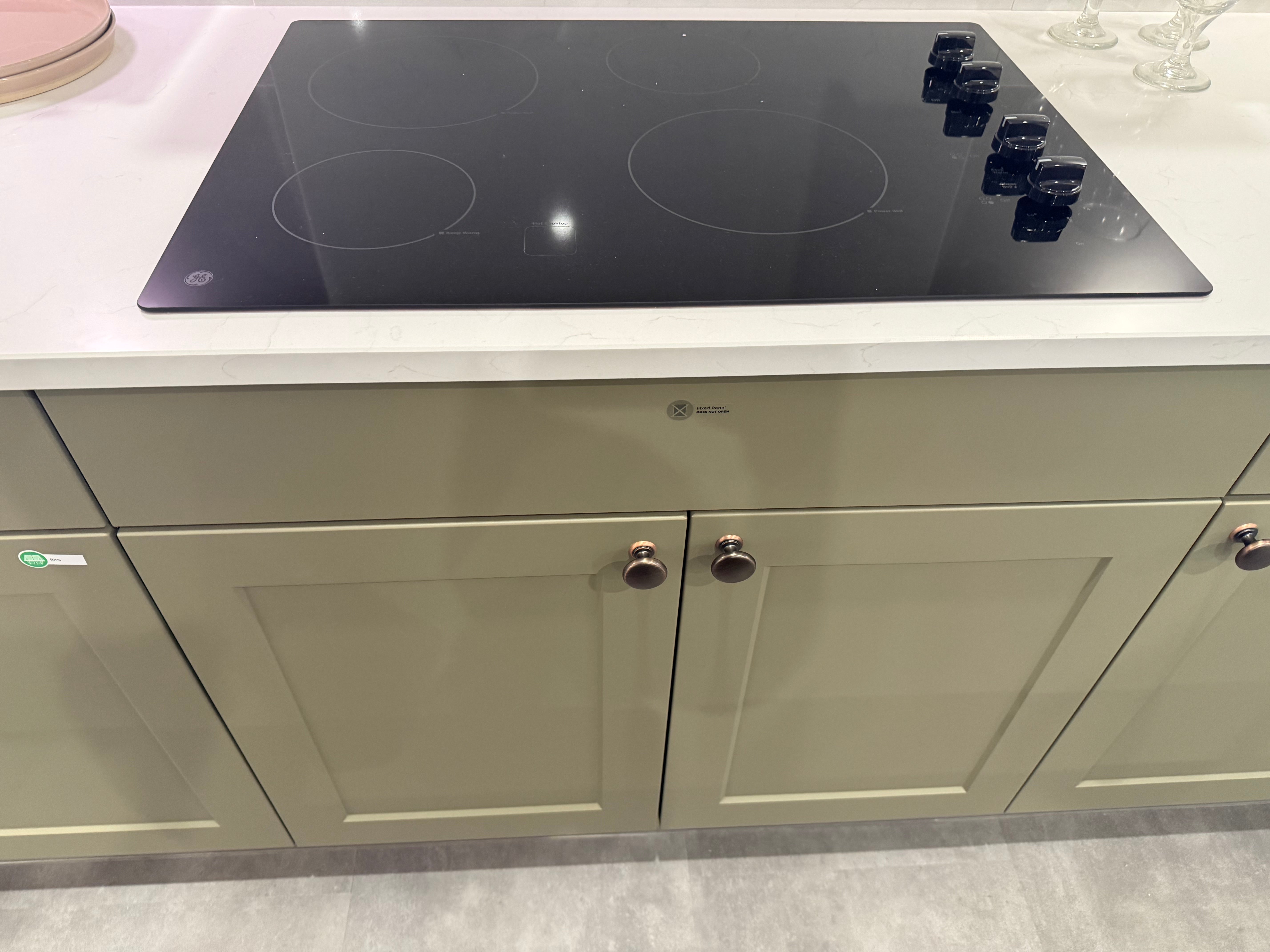 Wren Shaker Chelsea Juratek Olive Green & Ceramic Matte Kitchen