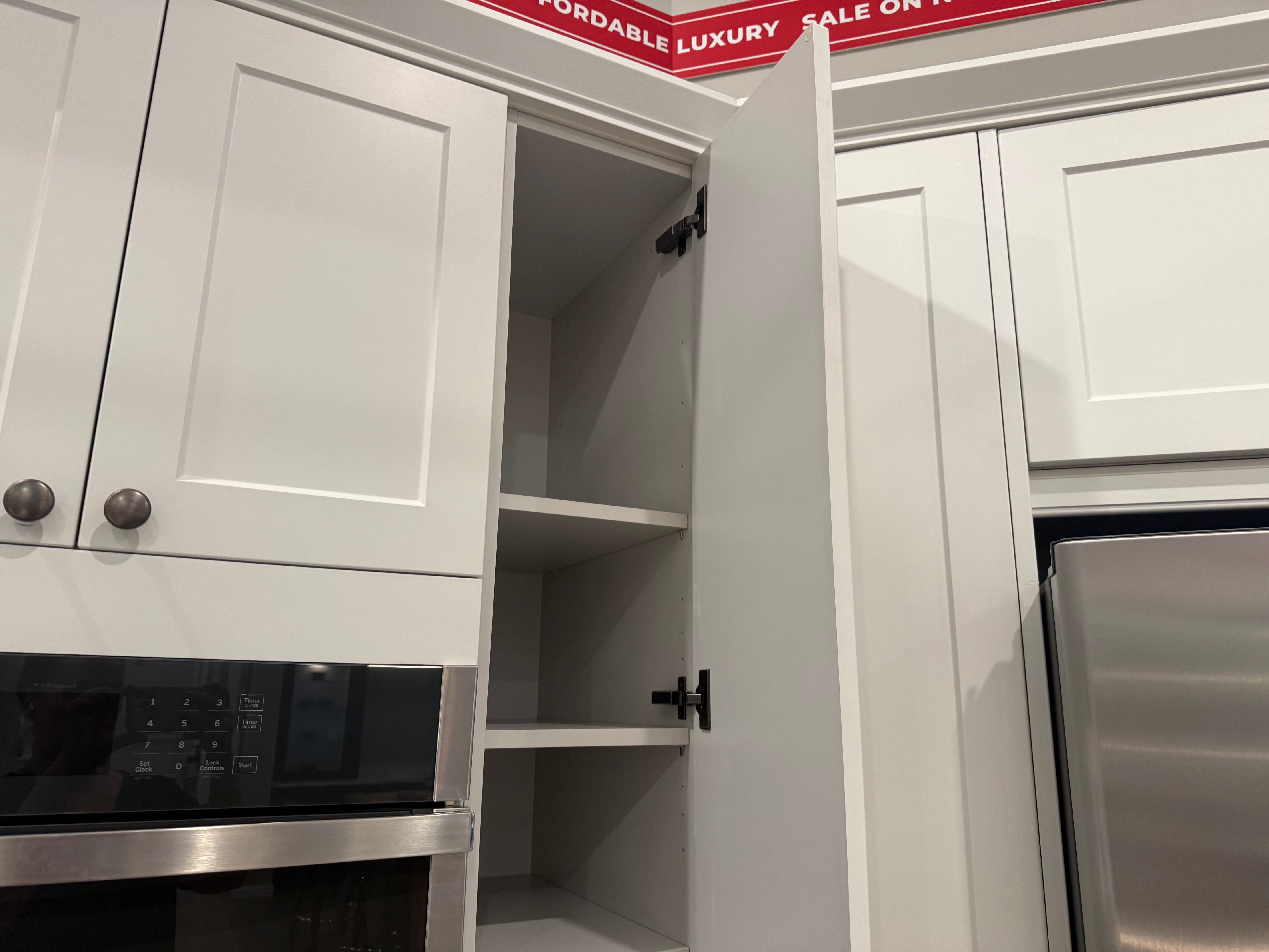 Wren Shaker Chelsea Juratek Olive Green & Ceramic Matte Kitchen