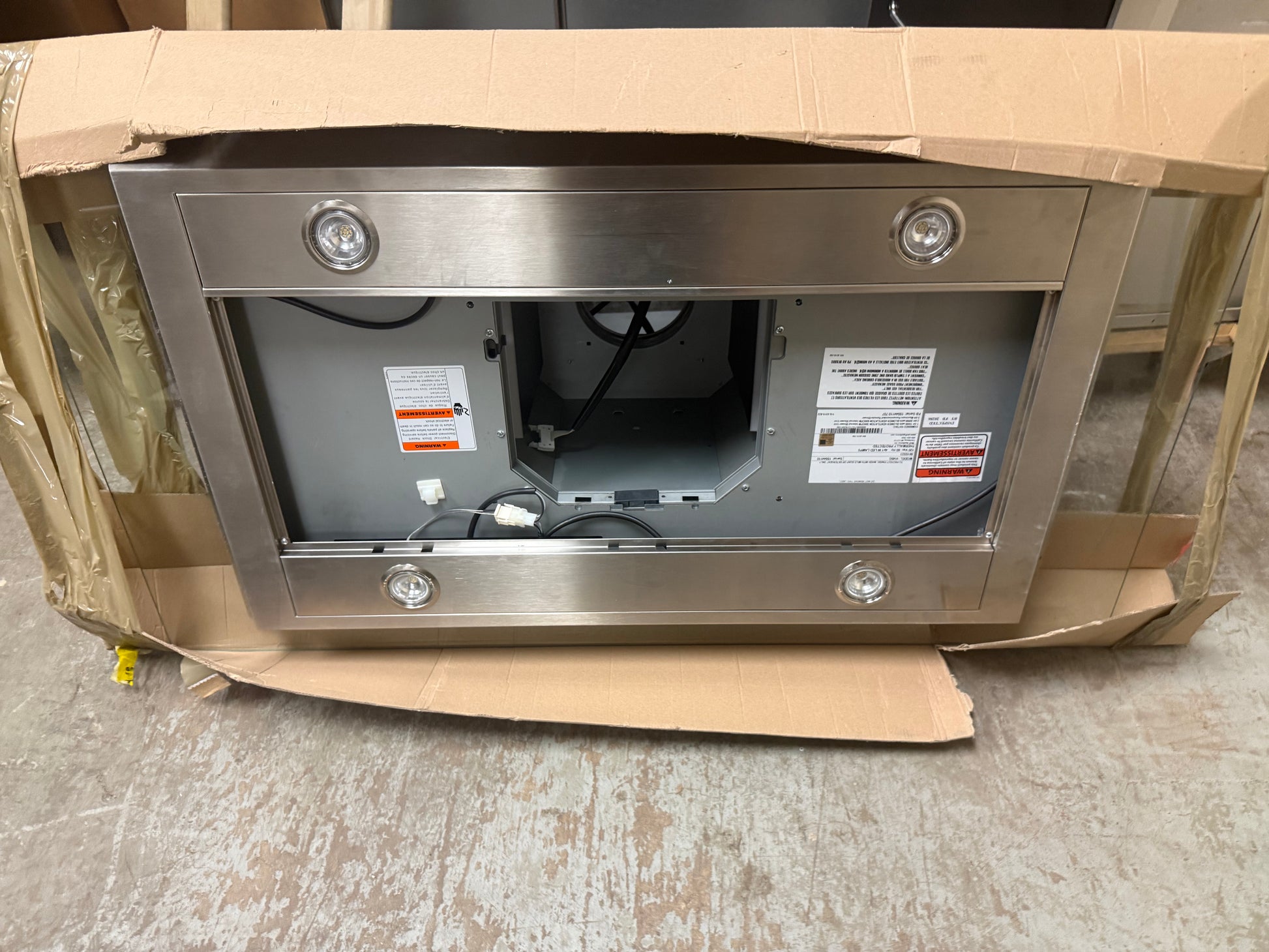 Wolf stainless steel cooktop island range hood VI series
