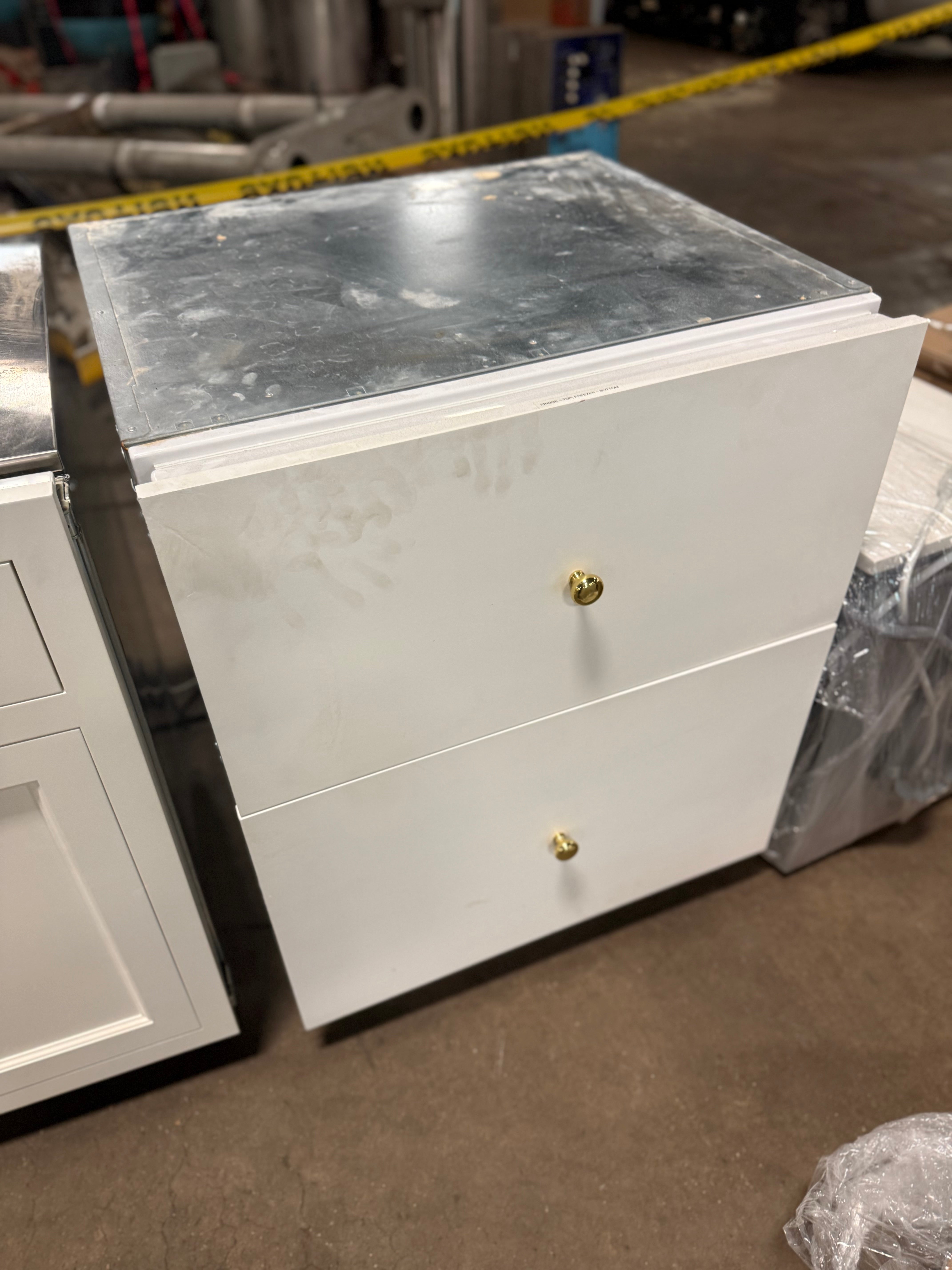 Sub-Zero 27 inch integrated combination refrigerator freezer drawers 700BCI