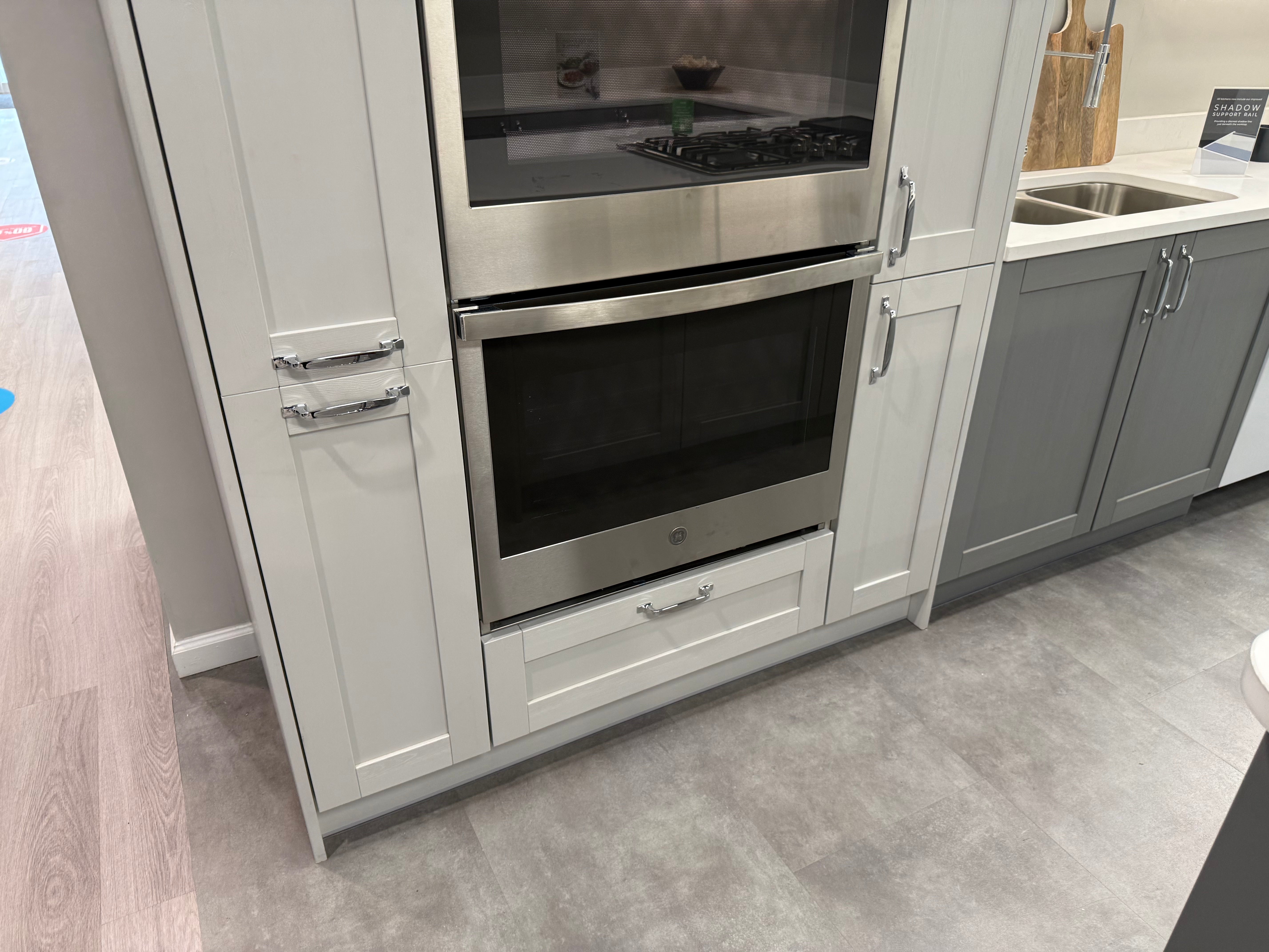 Wren Shaker Forest Classic Dust Gray & Shadow Grain Kitchen