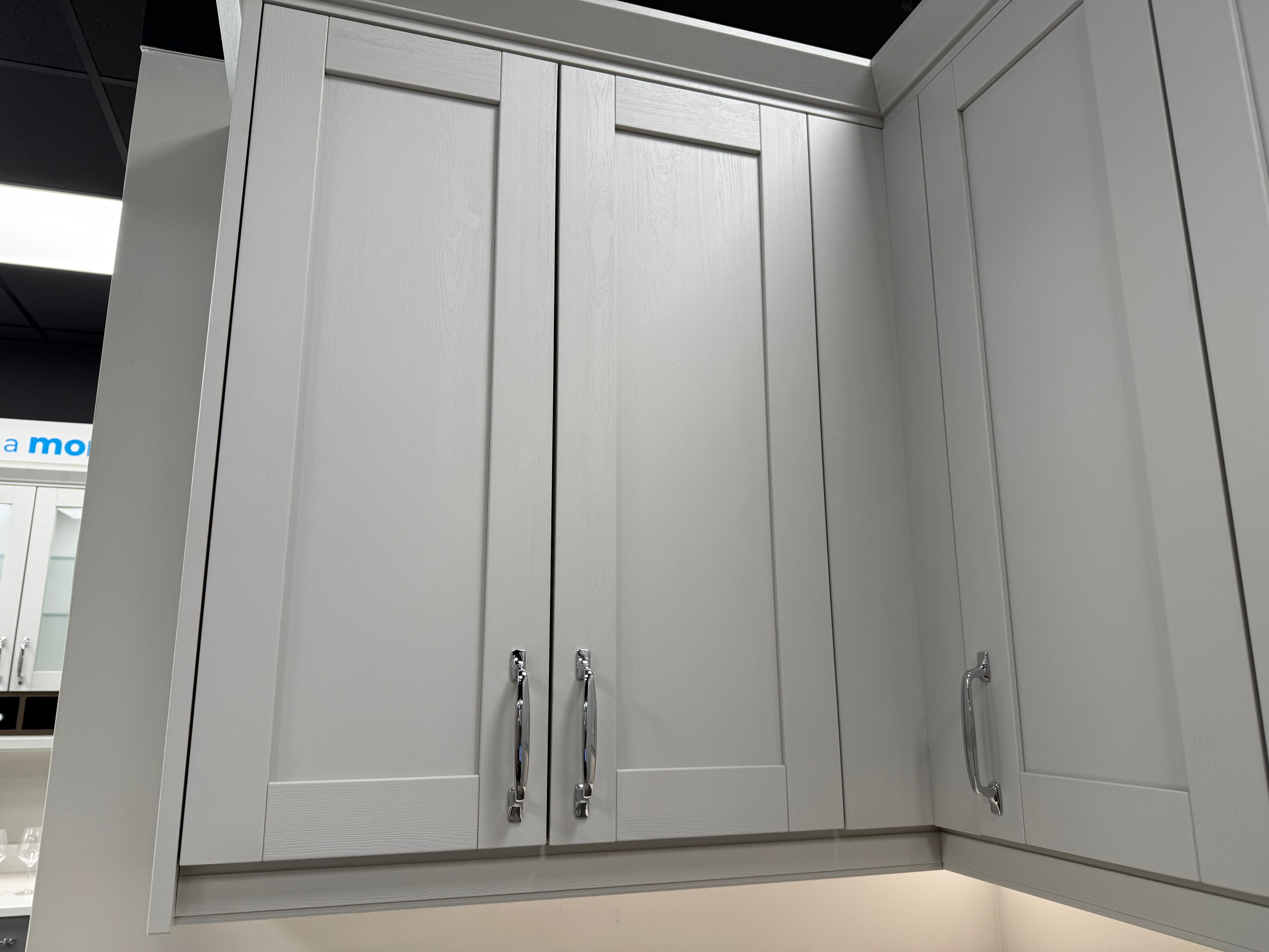 Wren Shaker Forest Classic Dust Gray & Shadow Grain Kitchen