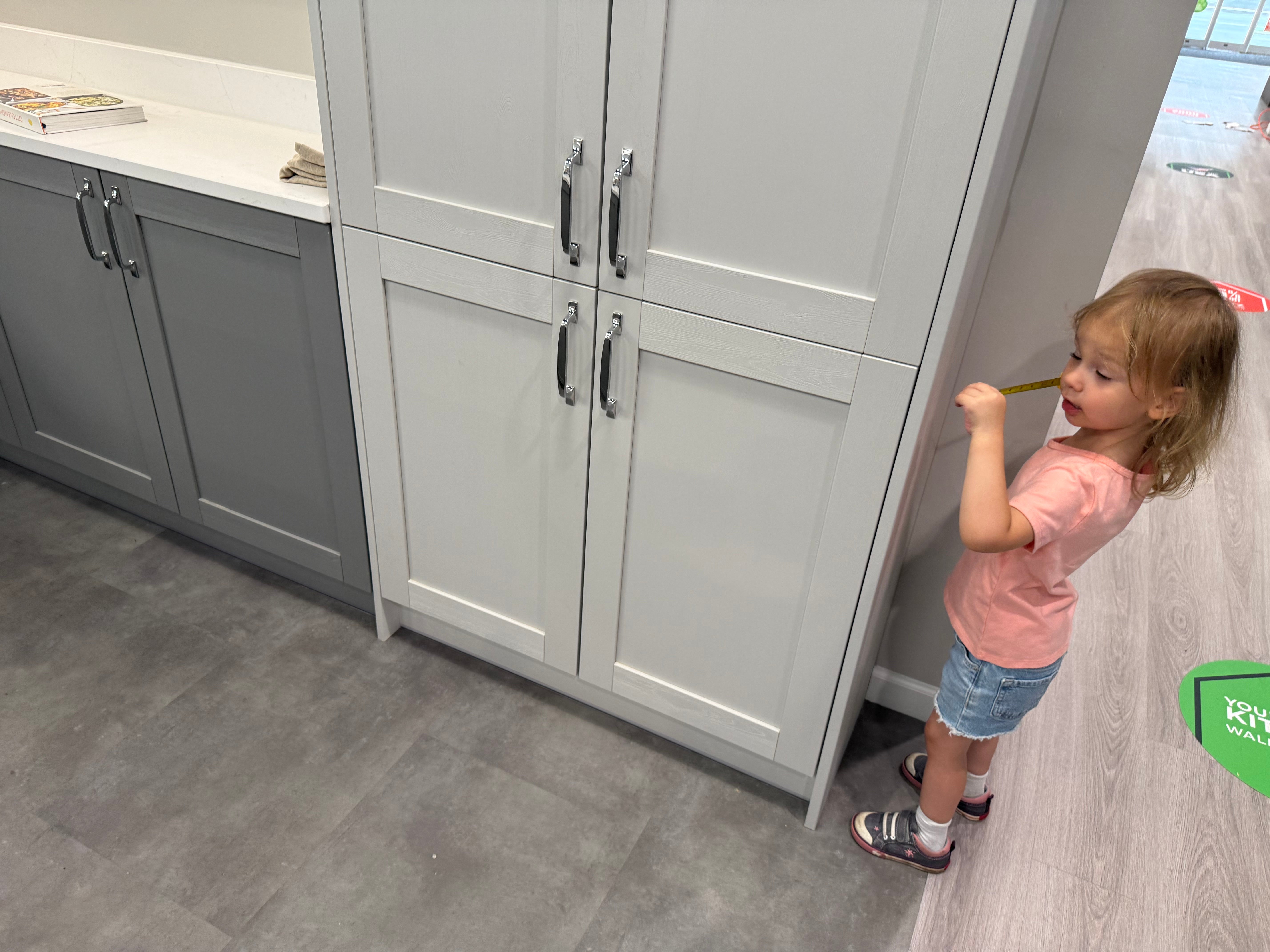 Wren Shaker Forest Classic Dust Gray & Shadow Grain Kitchen