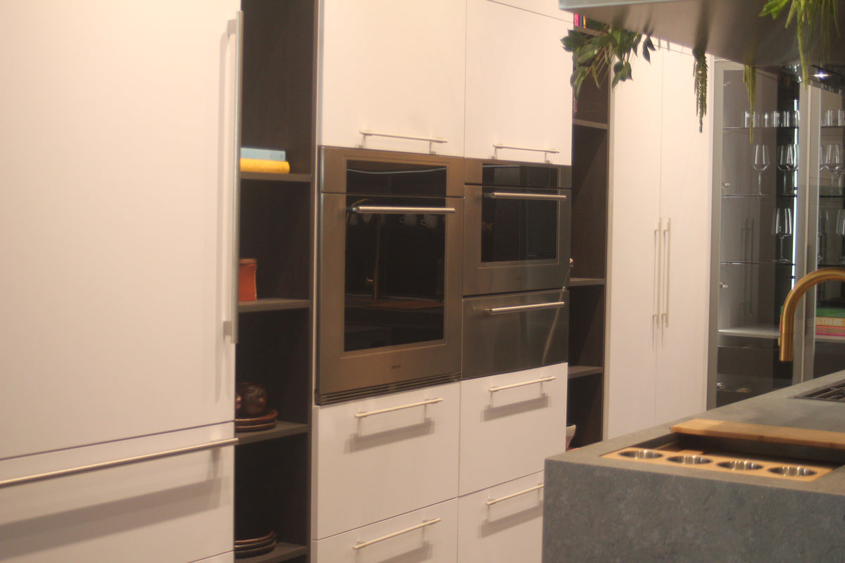 Albero Modern Industrial Kitchen with Wolf & Sub-Zero Appliances