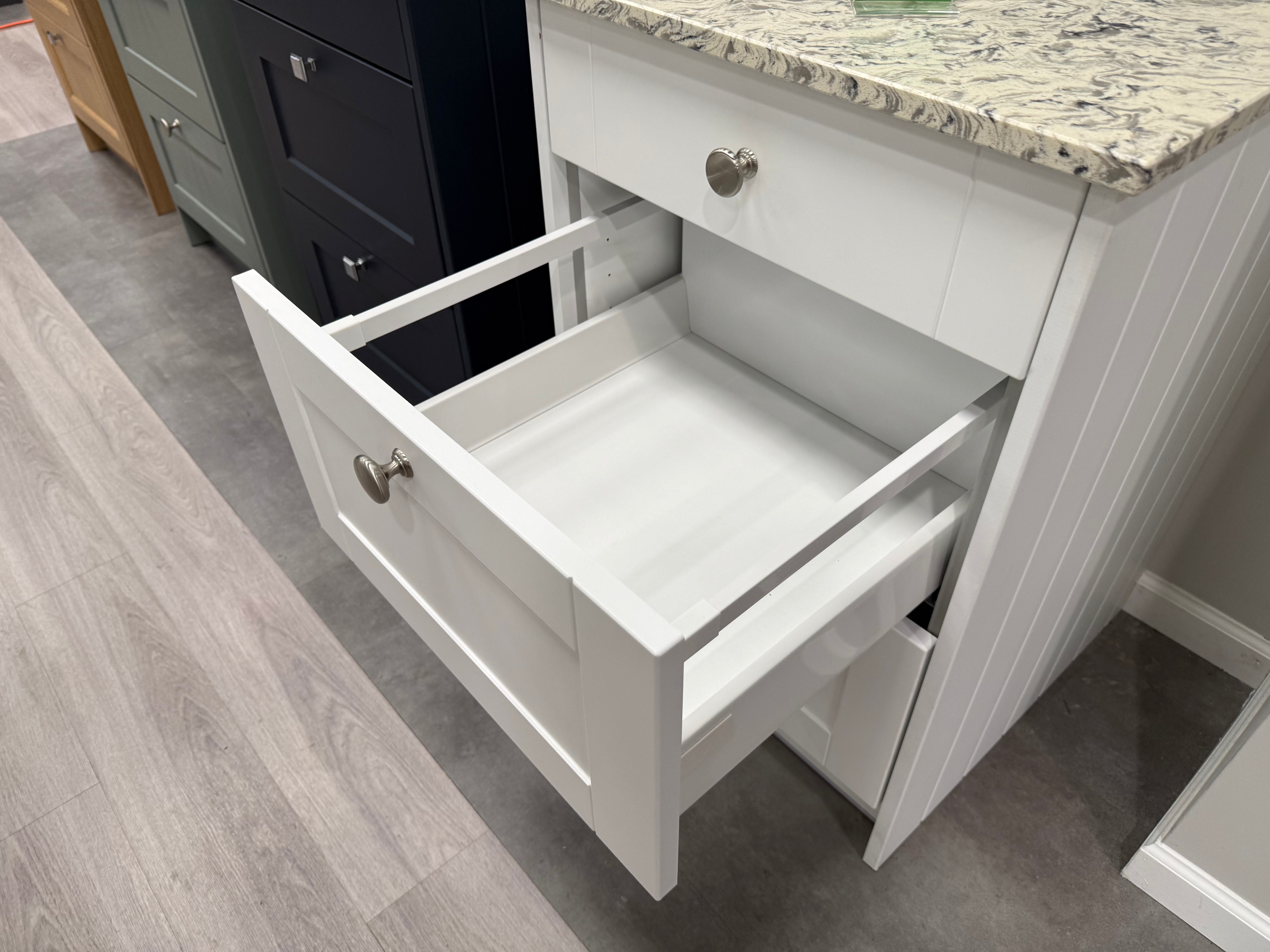 Shaker Classic Matte White Base and Upper Cabinets
