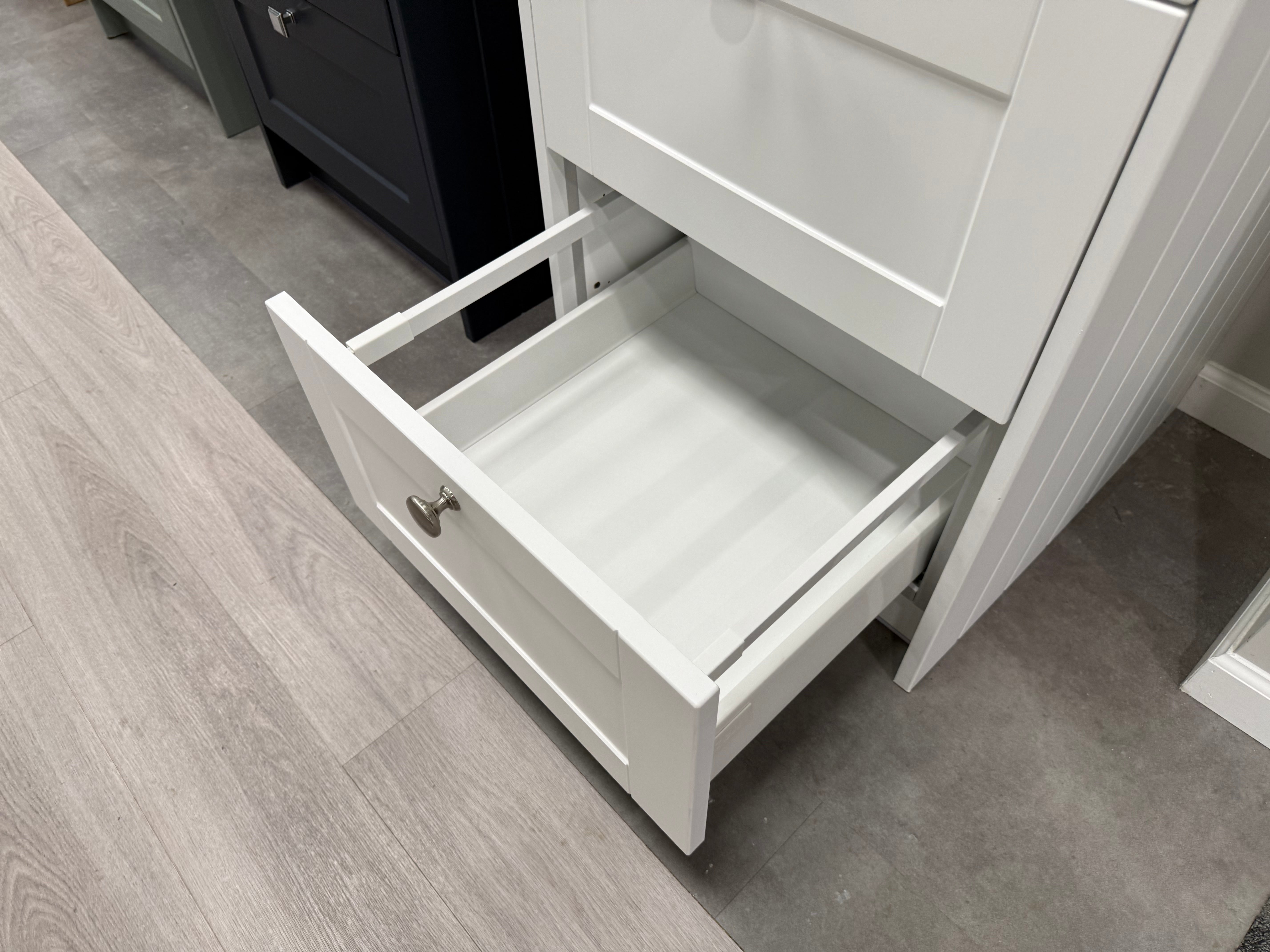 Shaker Classic Matte White Base and Upper Cabinets