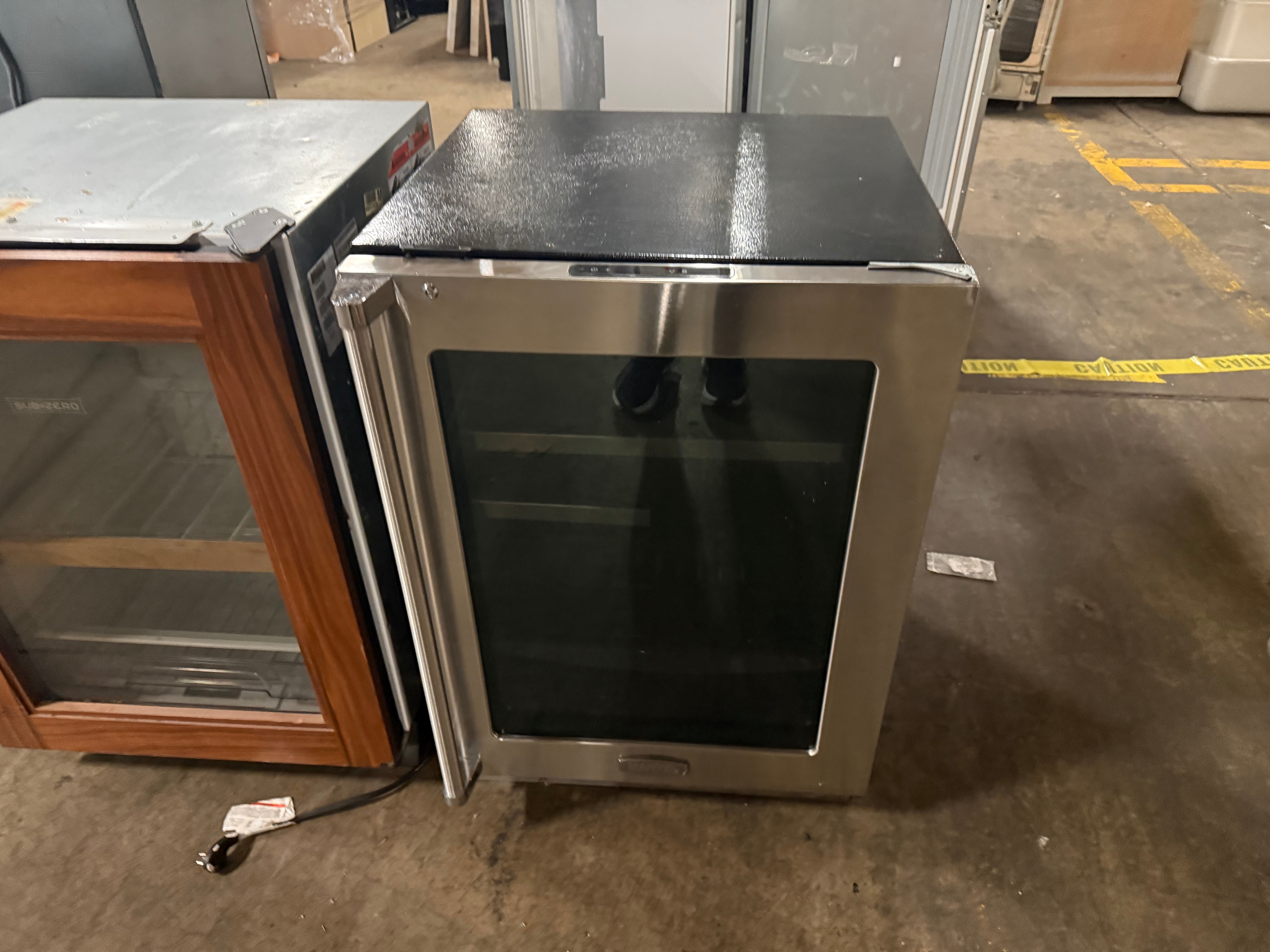 Marvel professional 24 inch built-in glass door beverage refrigerator MP24BRG3RS