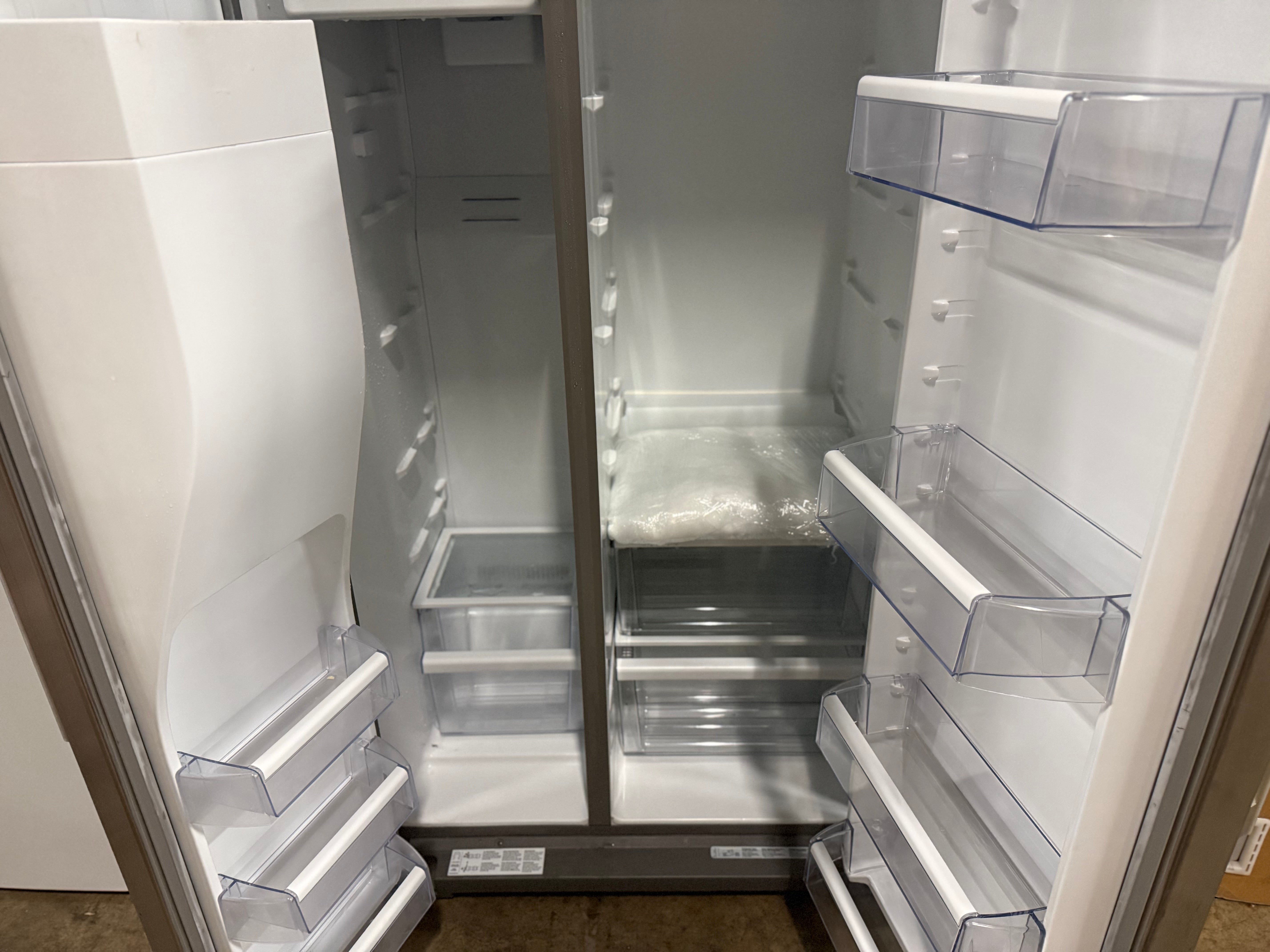 Whirlpool ISC21CNEDS00 33" Stainless Steel Side by Side Refrigerator