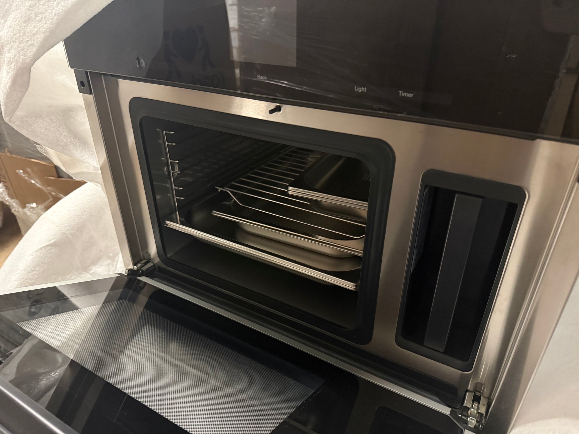 Luxury built-in European steam and convection oven by Miele