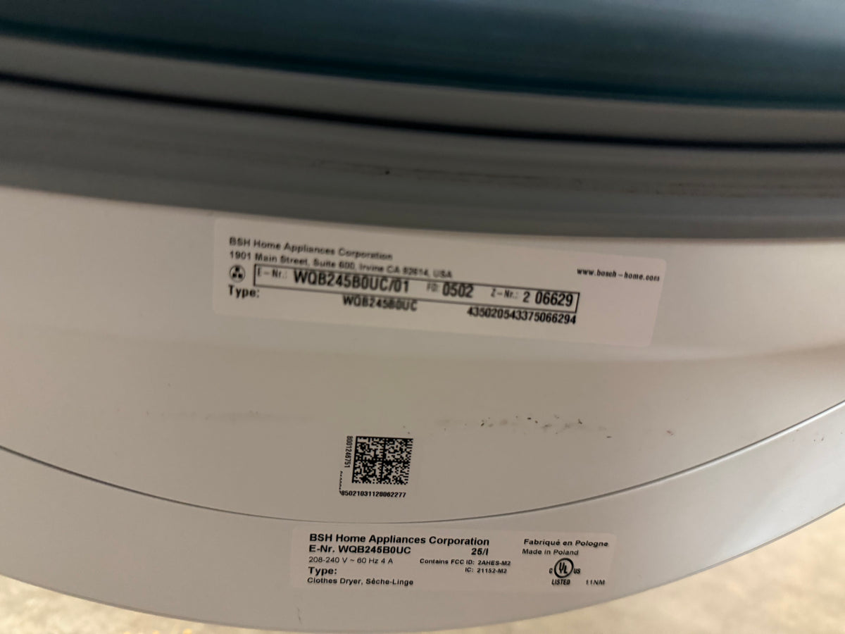 Bosch 500 Series WQB245B0UC 24" White Heat Pump Dryer