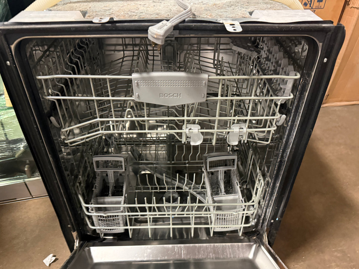 Bosch SHX45M05UC 24" Stainless Steel Dishwasher