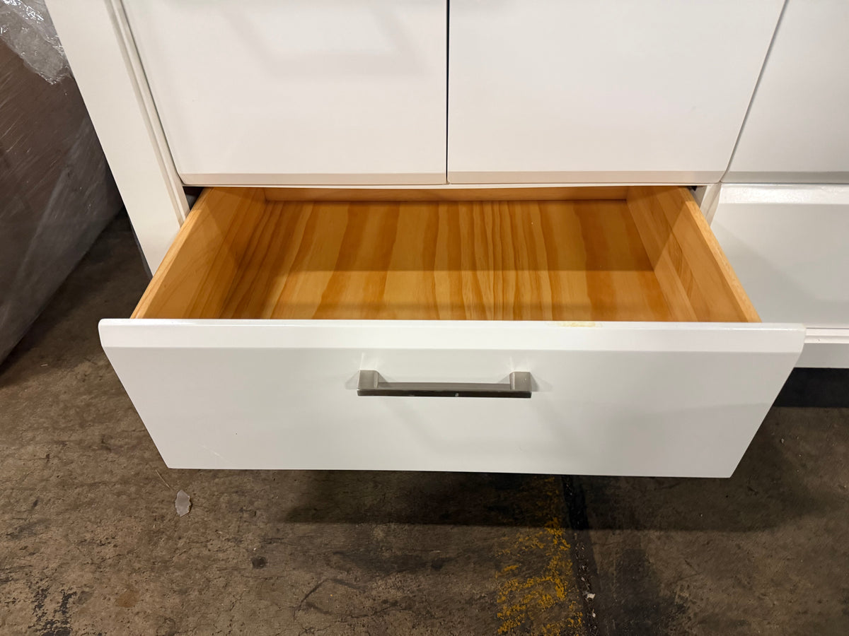Custom 49.5" Transitional White Freestanding Single Vanity