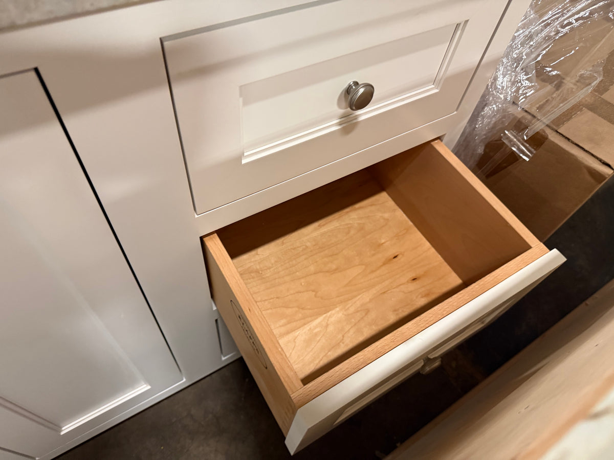 Klaff's 61" Transitional White Single Vanity