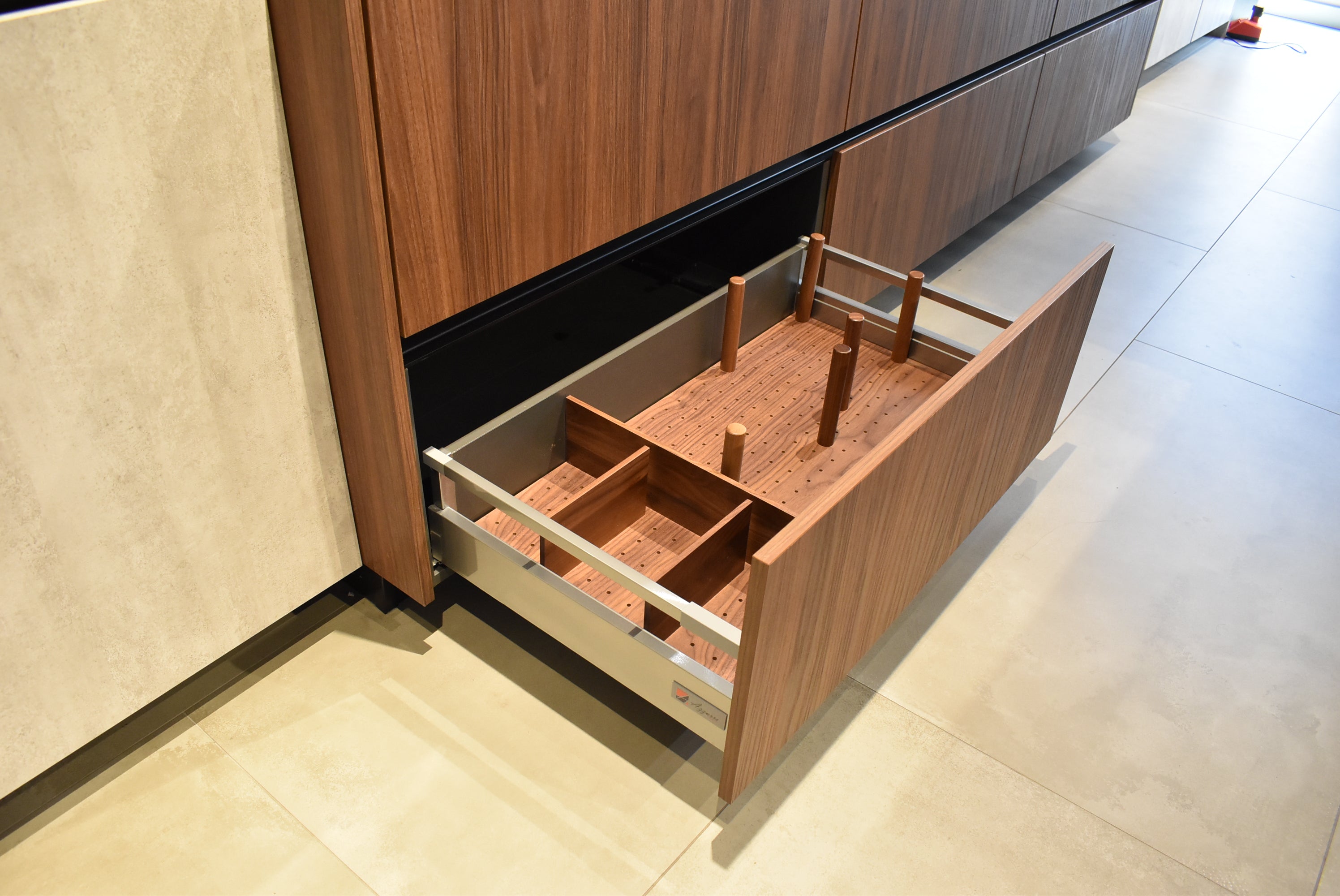 Azzurri Casa Dubai Style Modern Kitchen with Dekton Countertops and Monogram Appliances