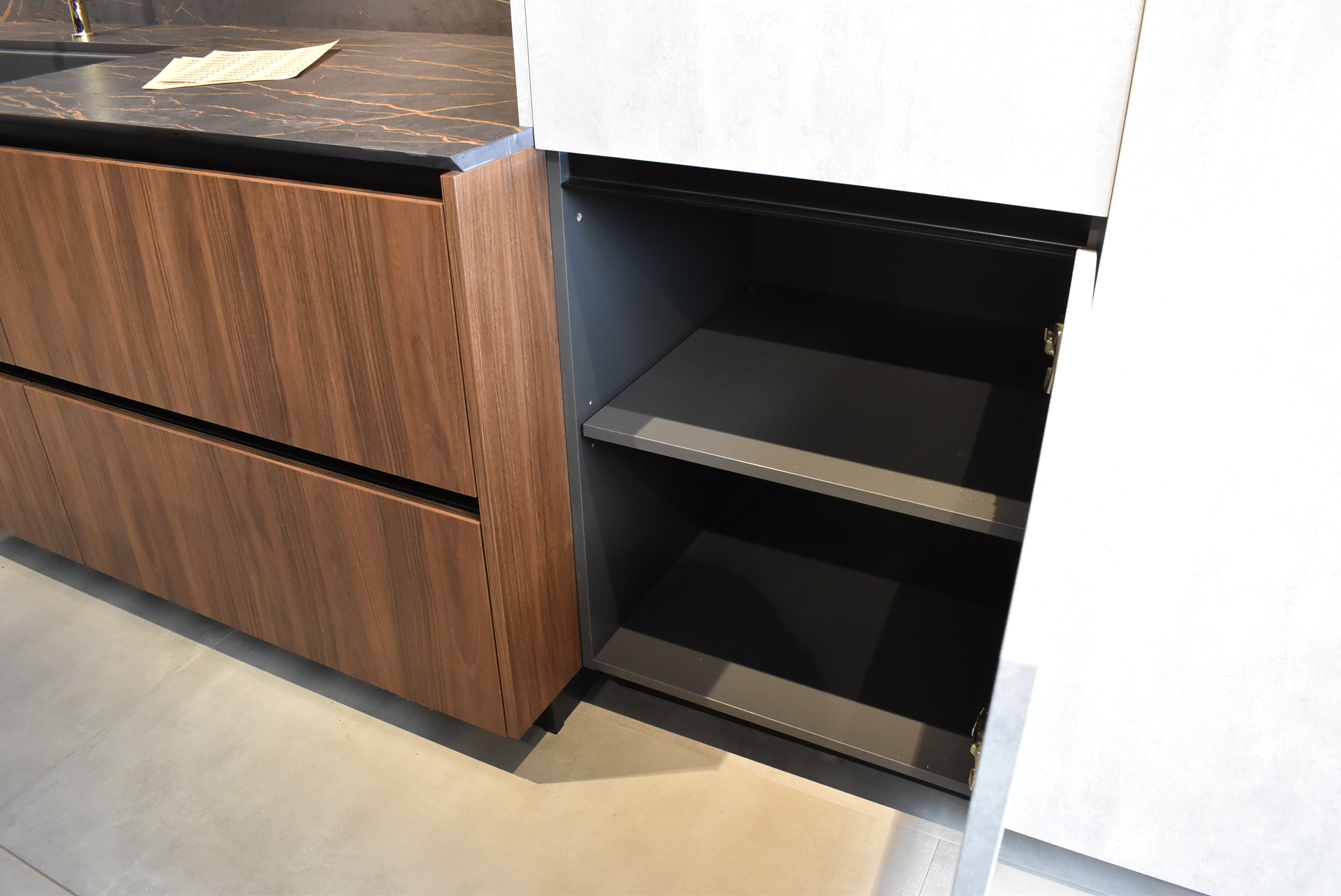 Azzurri Casa Dubai Style Modern Kitchen with Dekton Countertops and Monogram Appliances
