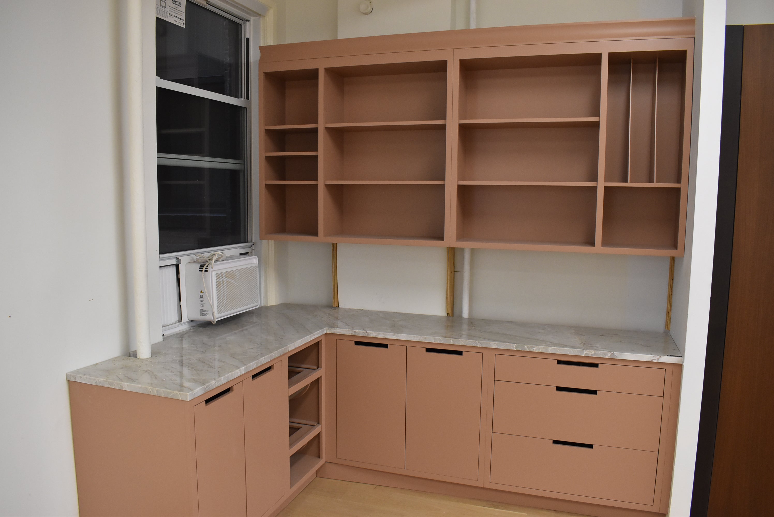 Plato Designer Custom Painted Pantry with Sensa Vancouver Quartzite