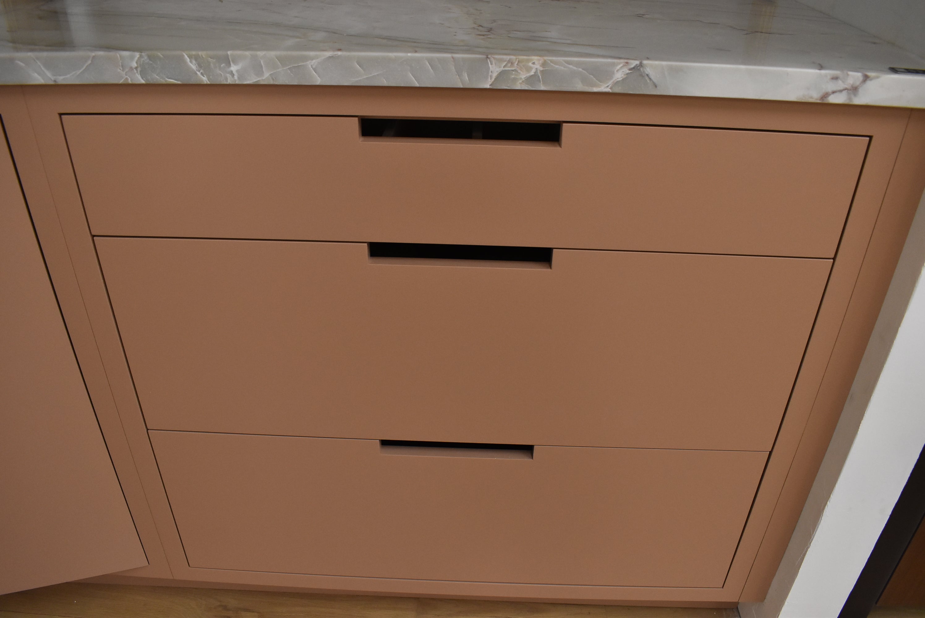 Plato Designer Custom Painted Pantry with Sensa Vancouver Quartzite