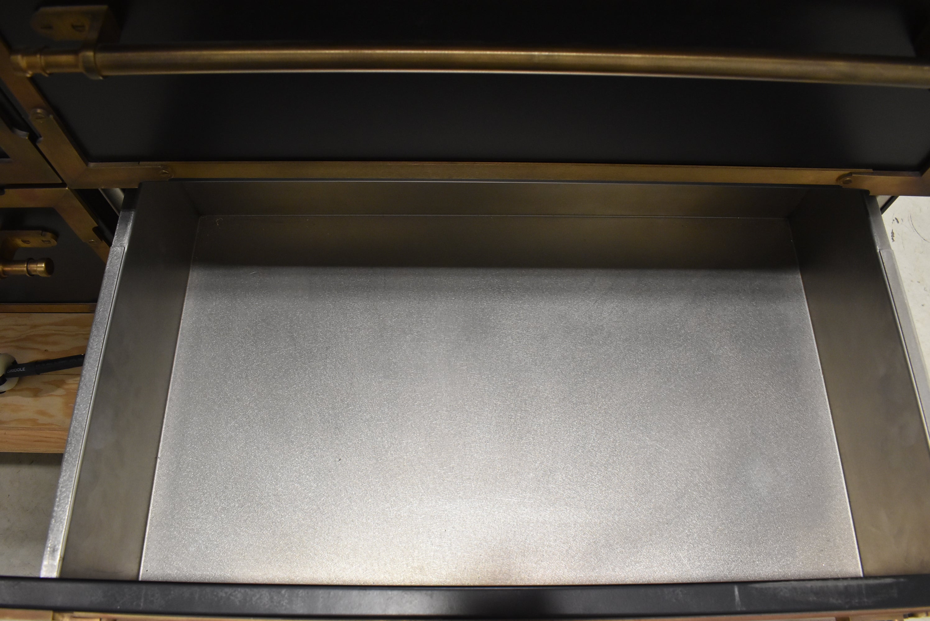 L'Atelier Paris Haute Design Le Classique Noir Matte Kitchen Cabinets with Cook Island