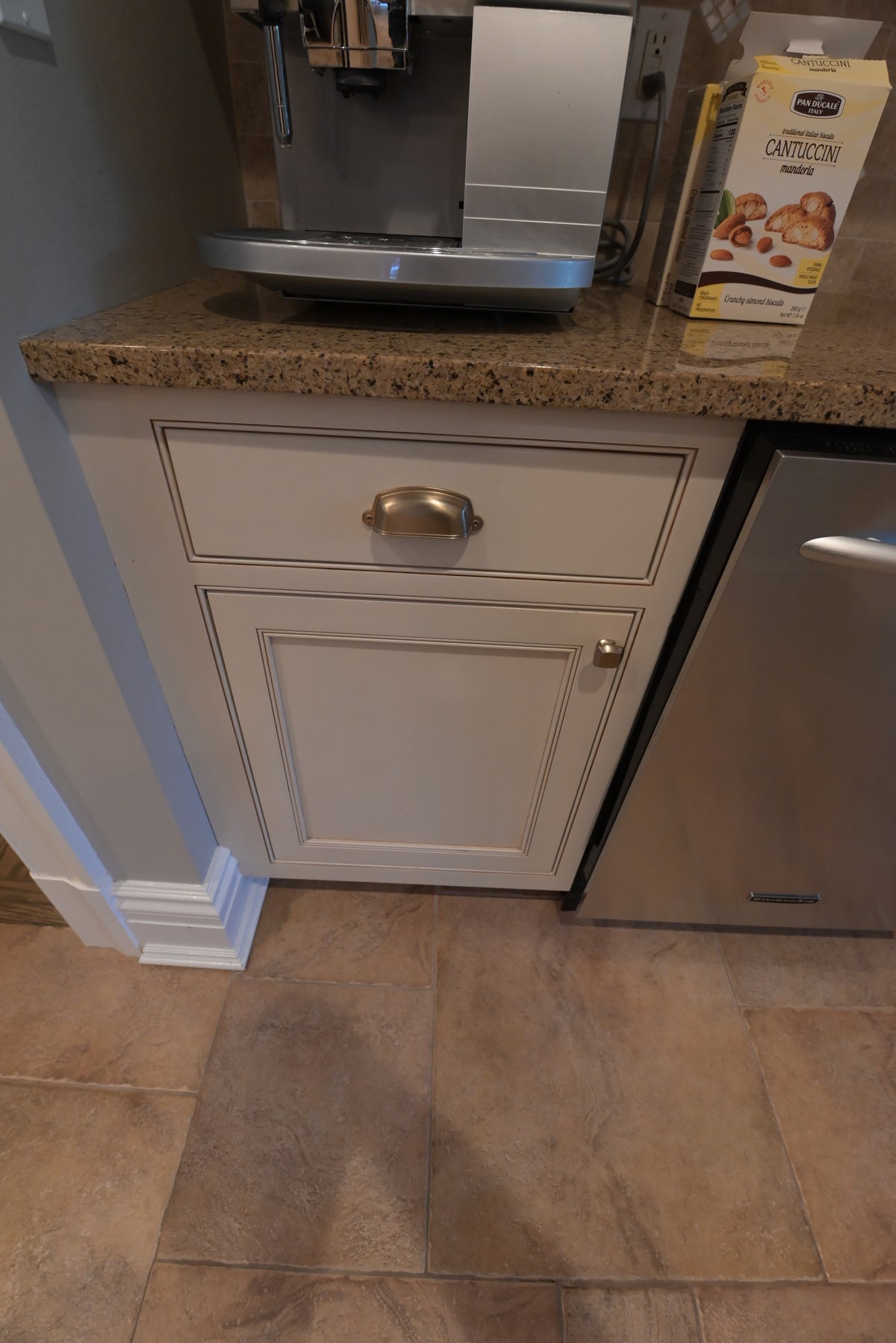 Omega Transitional Linen White Kitchen with Black Island