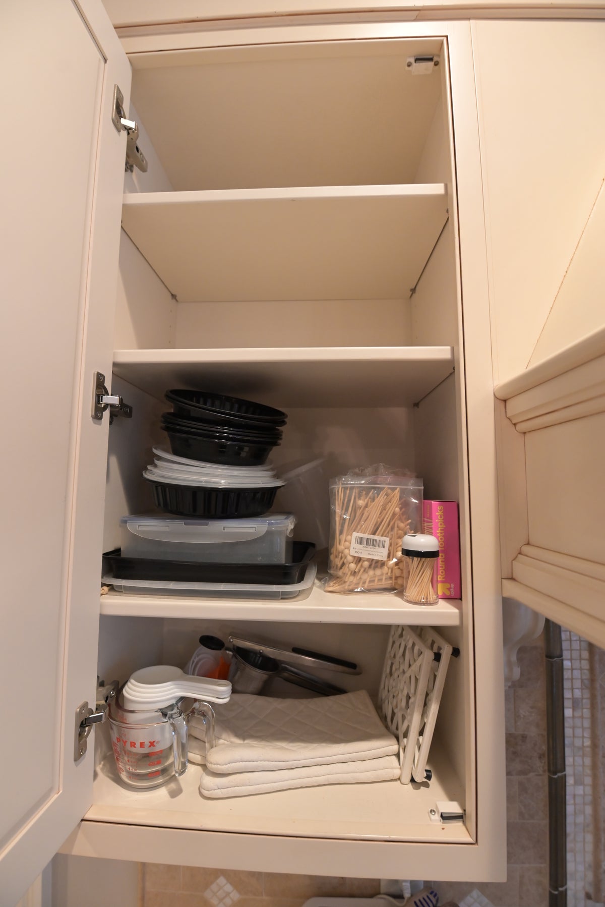 Omega Transitional Linen White Kitchen with Black Island