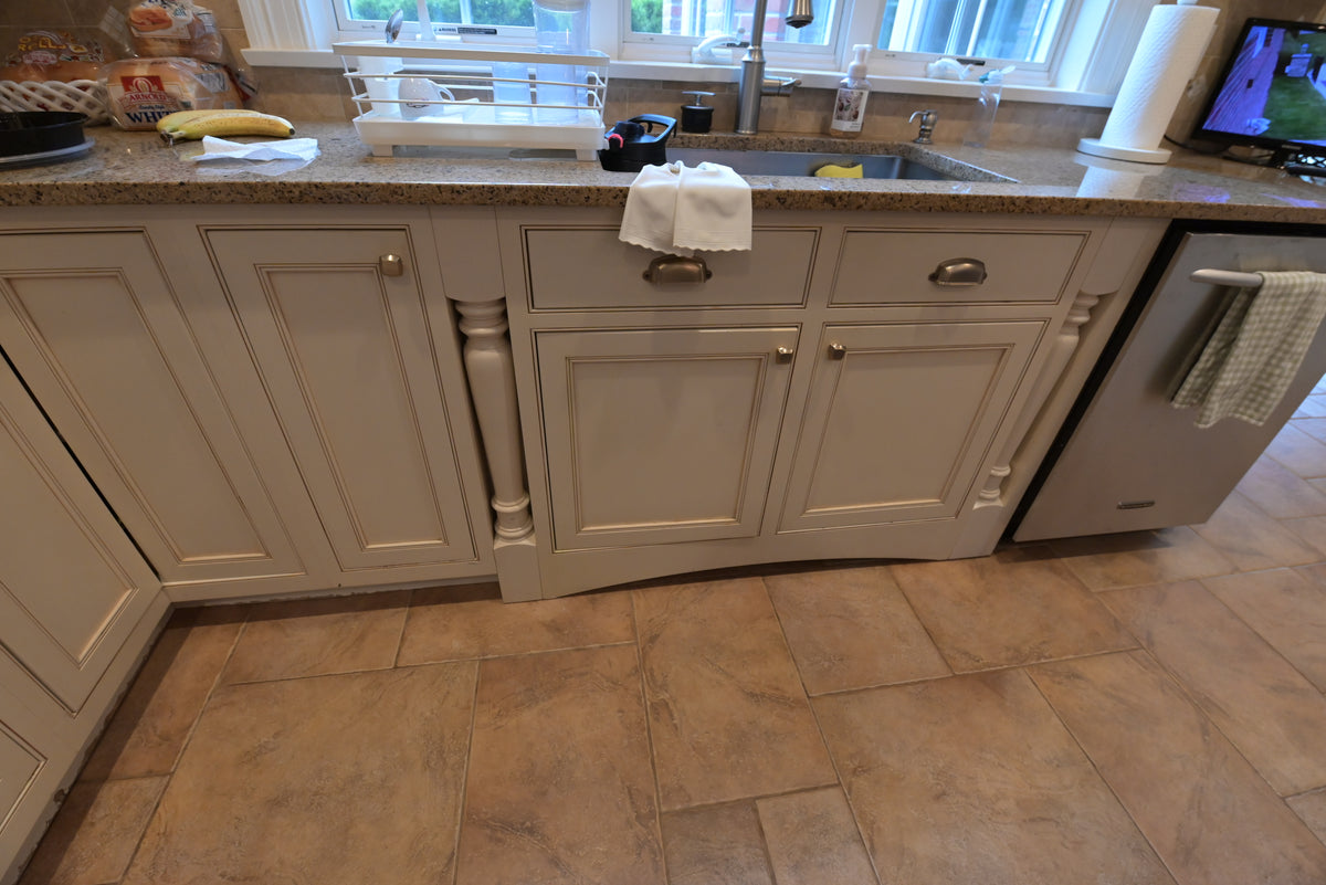 Omega Transitional Linen White Kitchen with Black Island