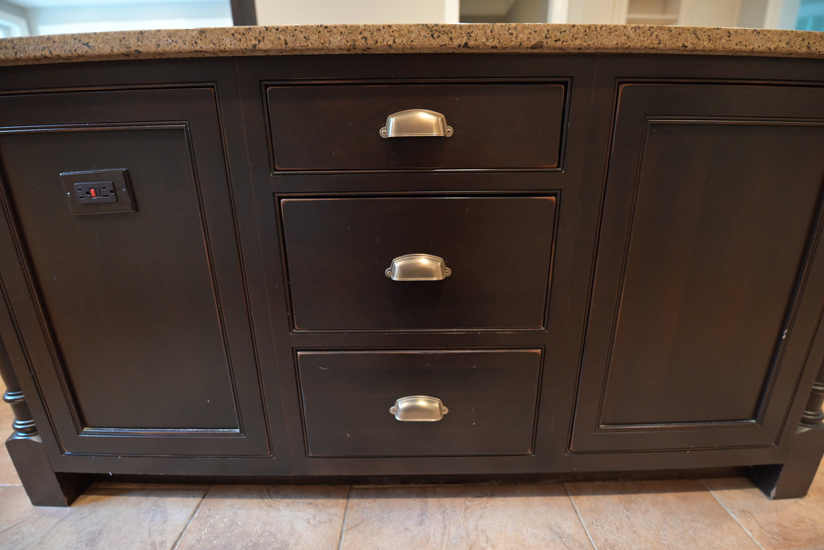 Omega Transitional Linen White Kitchen with Black Island
