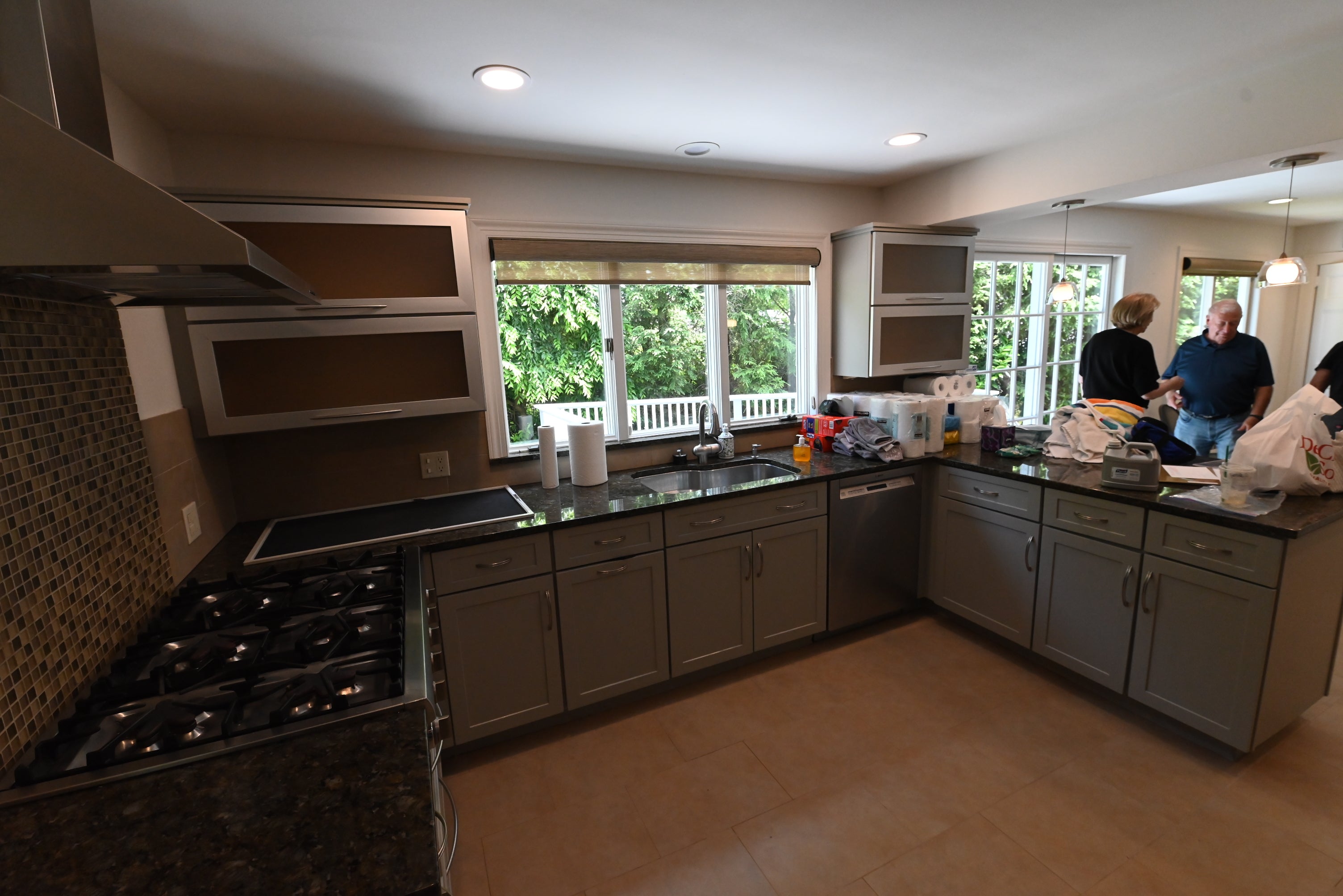 Thomasville Blue-Gray Transitional Kitchen with Appliances