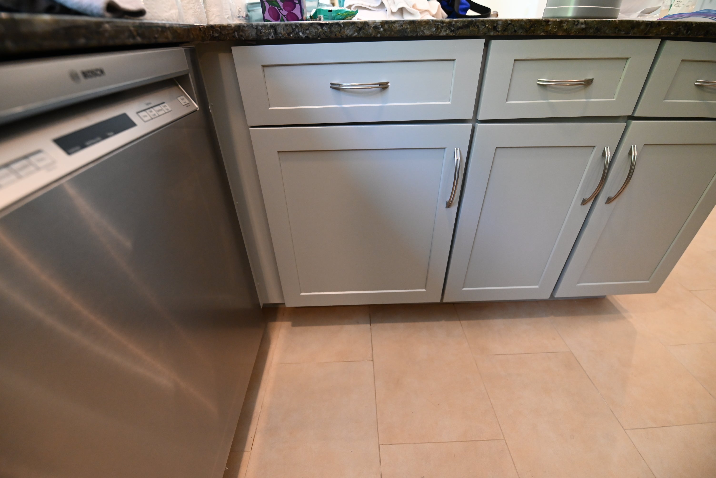 Thomasville Blue-Gray Transitional Kitchen with Appliances