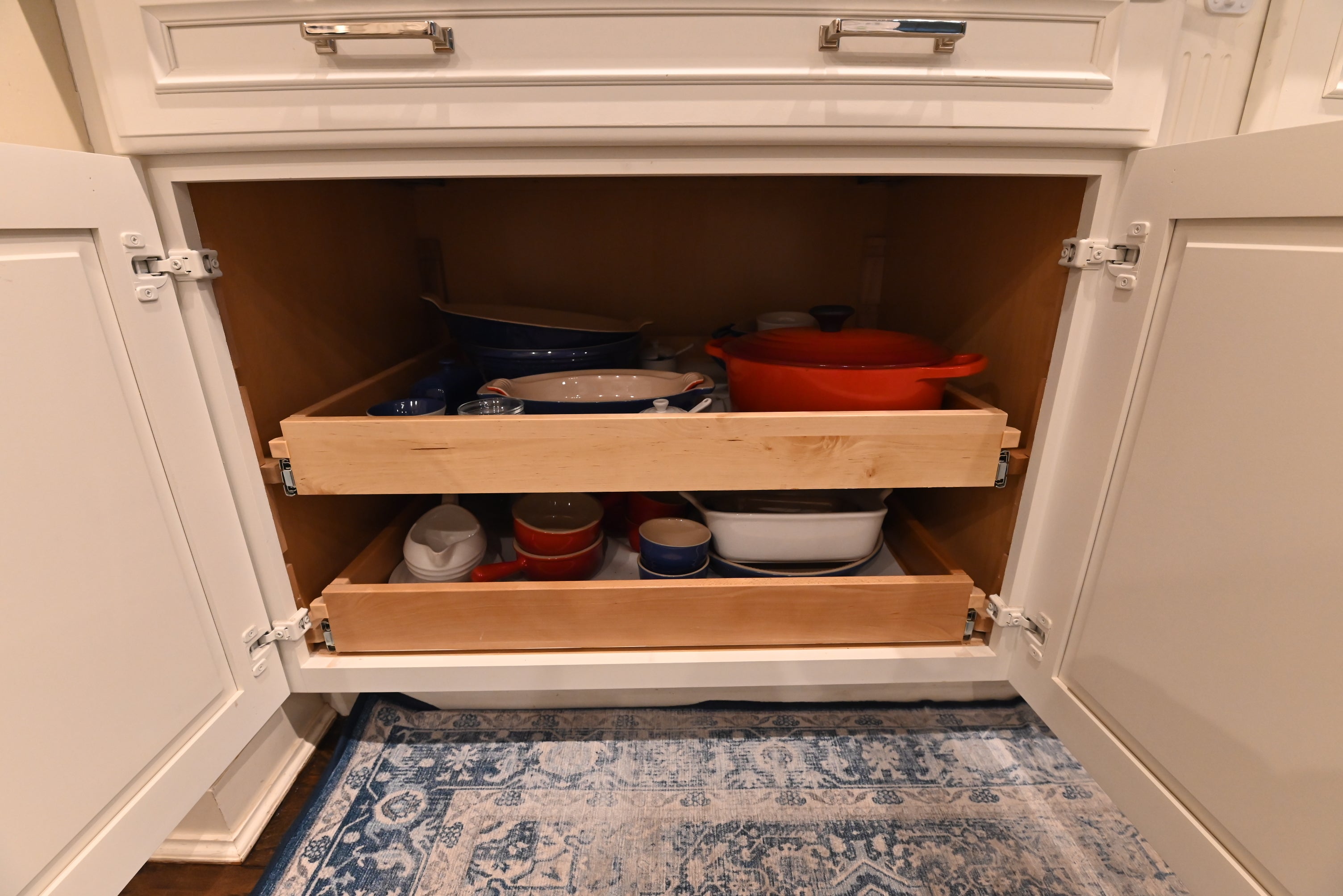 Decora Transitional Snow White Kitchen with Island & Appliances