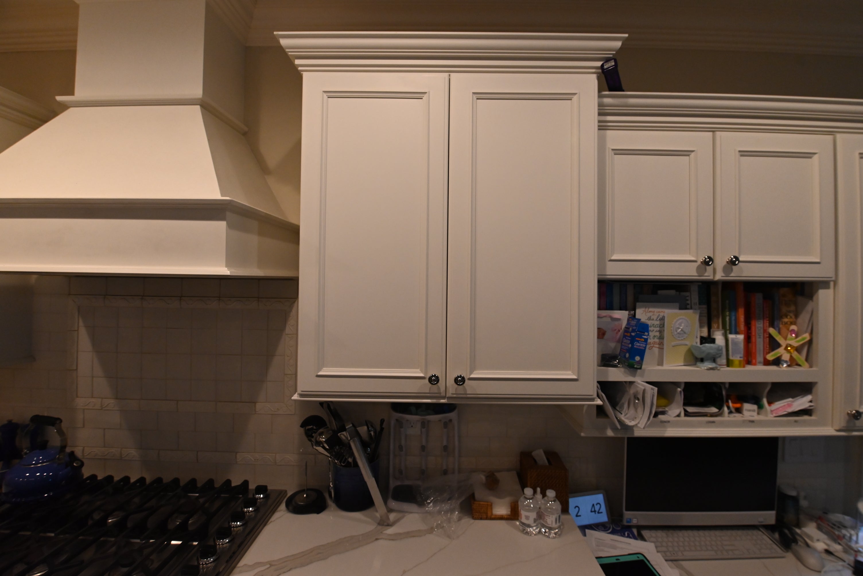 Decora Transitional Snow White Kitchen with Island & Appliances