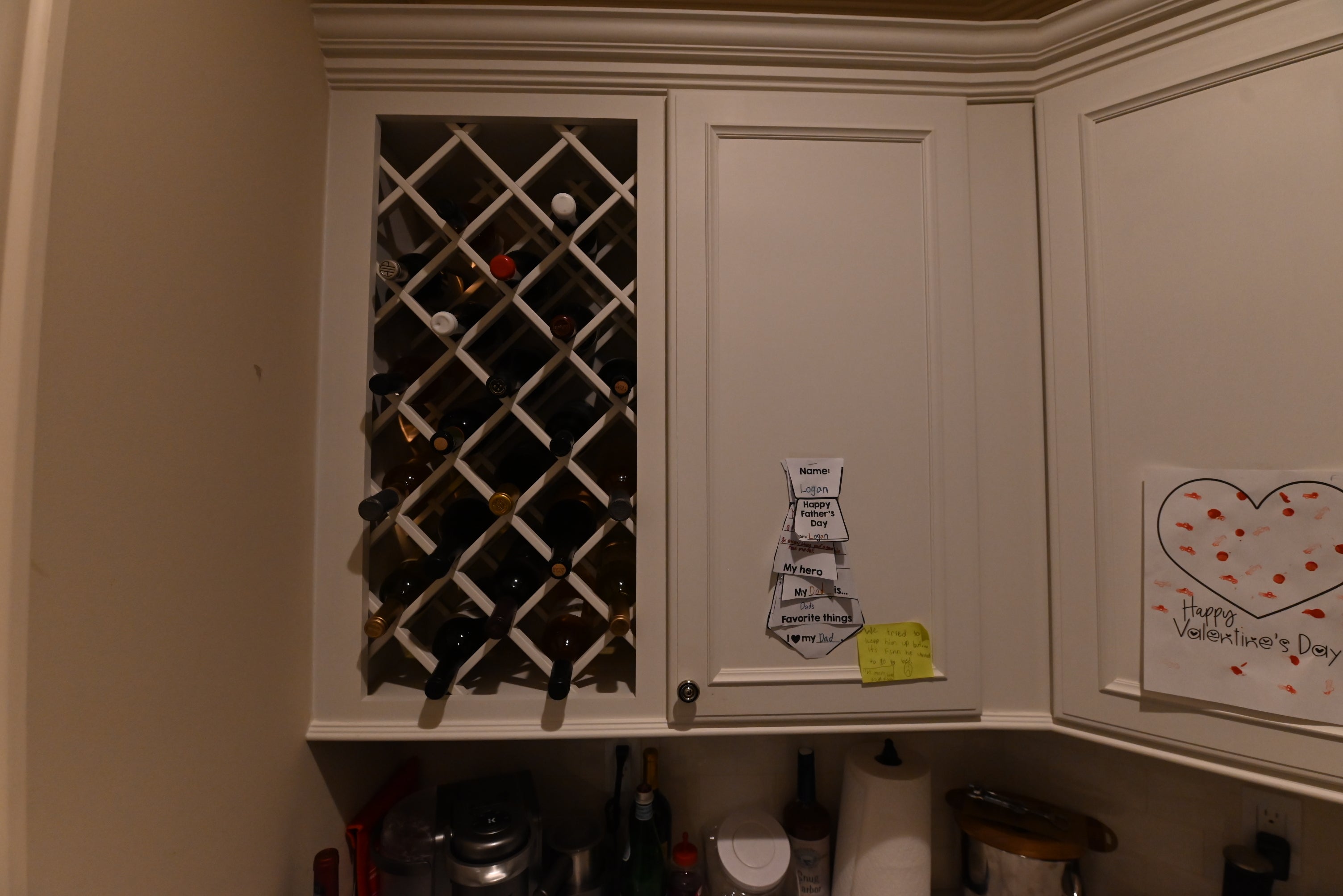 Decora Transitional Snow White Butler's Pantry