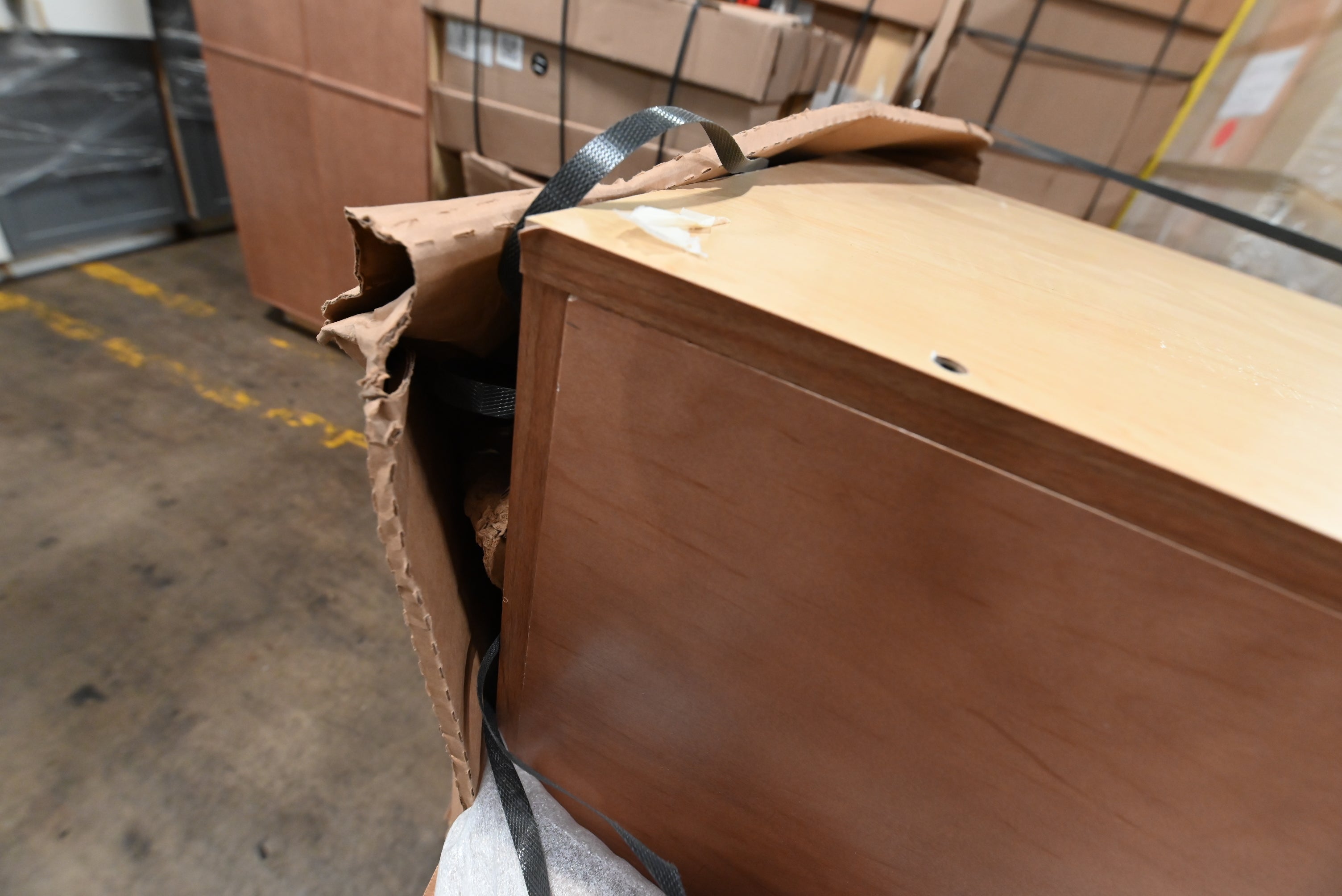 Showplace Modern Maple Wood with Nutmeg Stain Partial Kitchen Cabinets