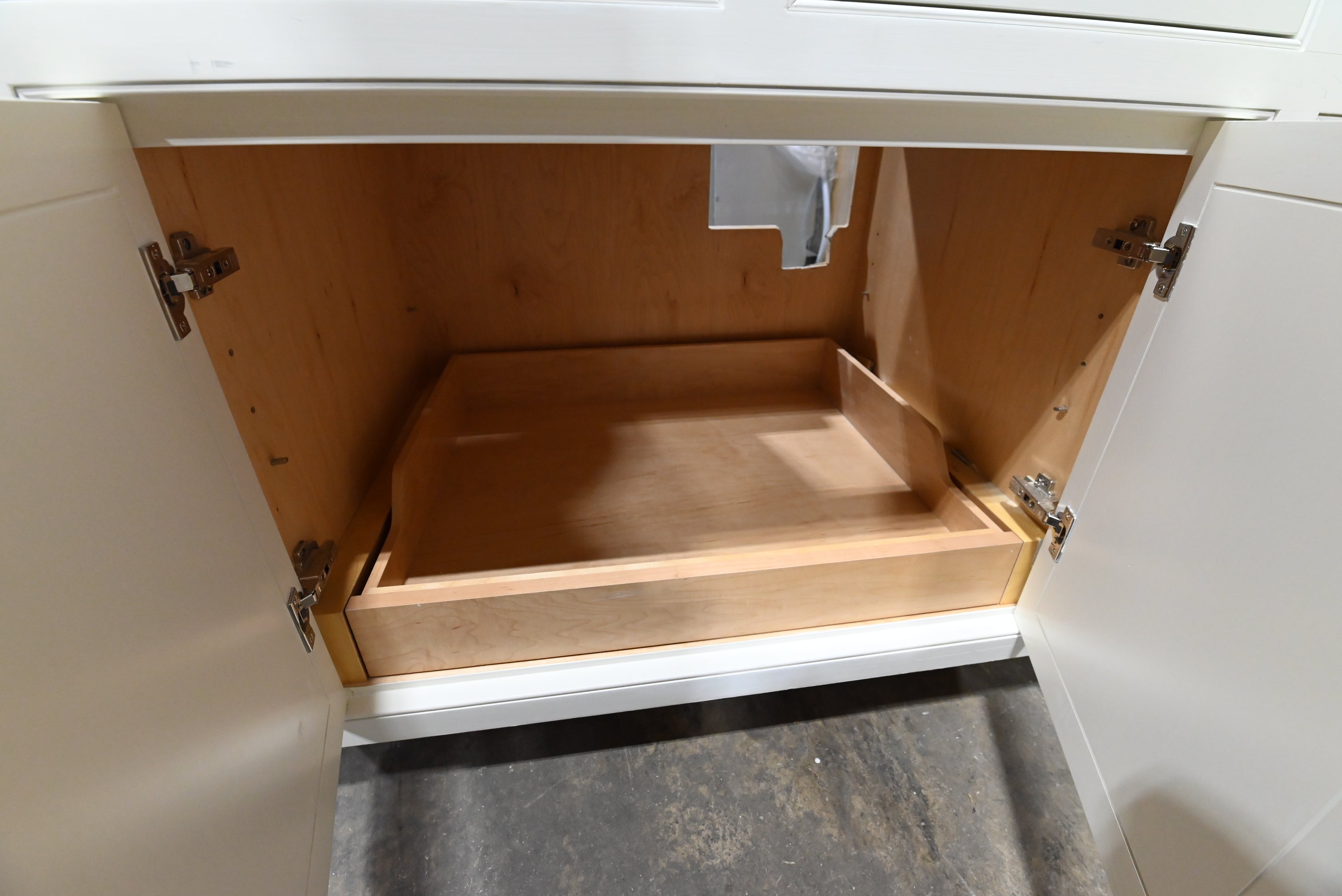 Custom Traditional White Partial Kitchen Cabinets