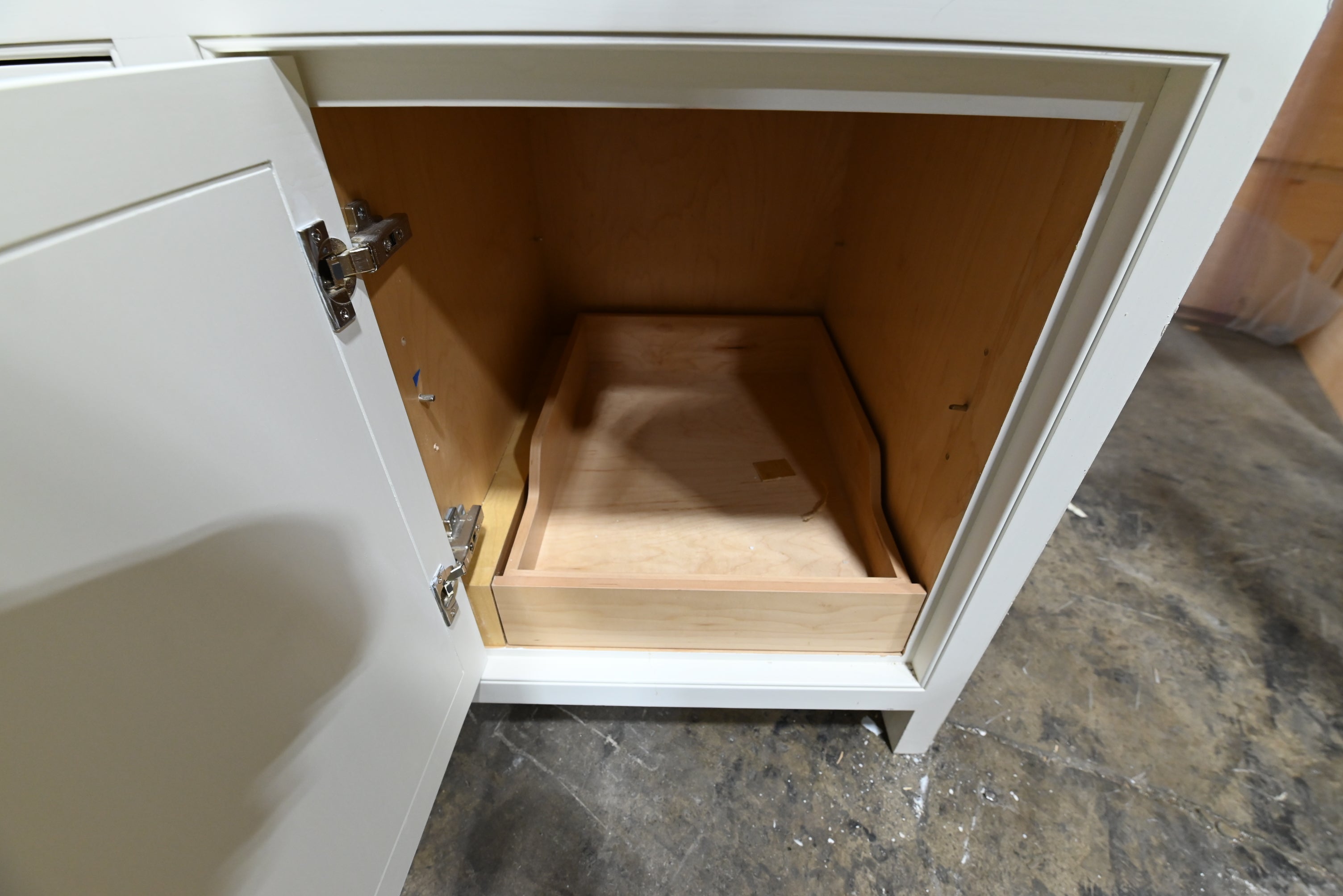 Custom Traditional White Partial Kitchen Cabinets