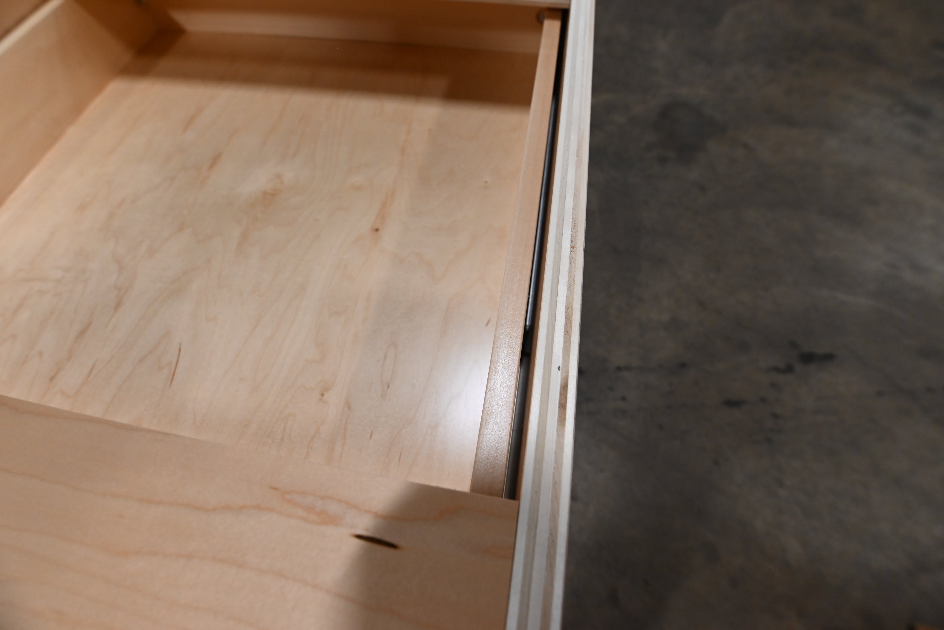 Crystal Cabinets Works Traditional Premium Alder Natural Wooden Kitchen Cabinets