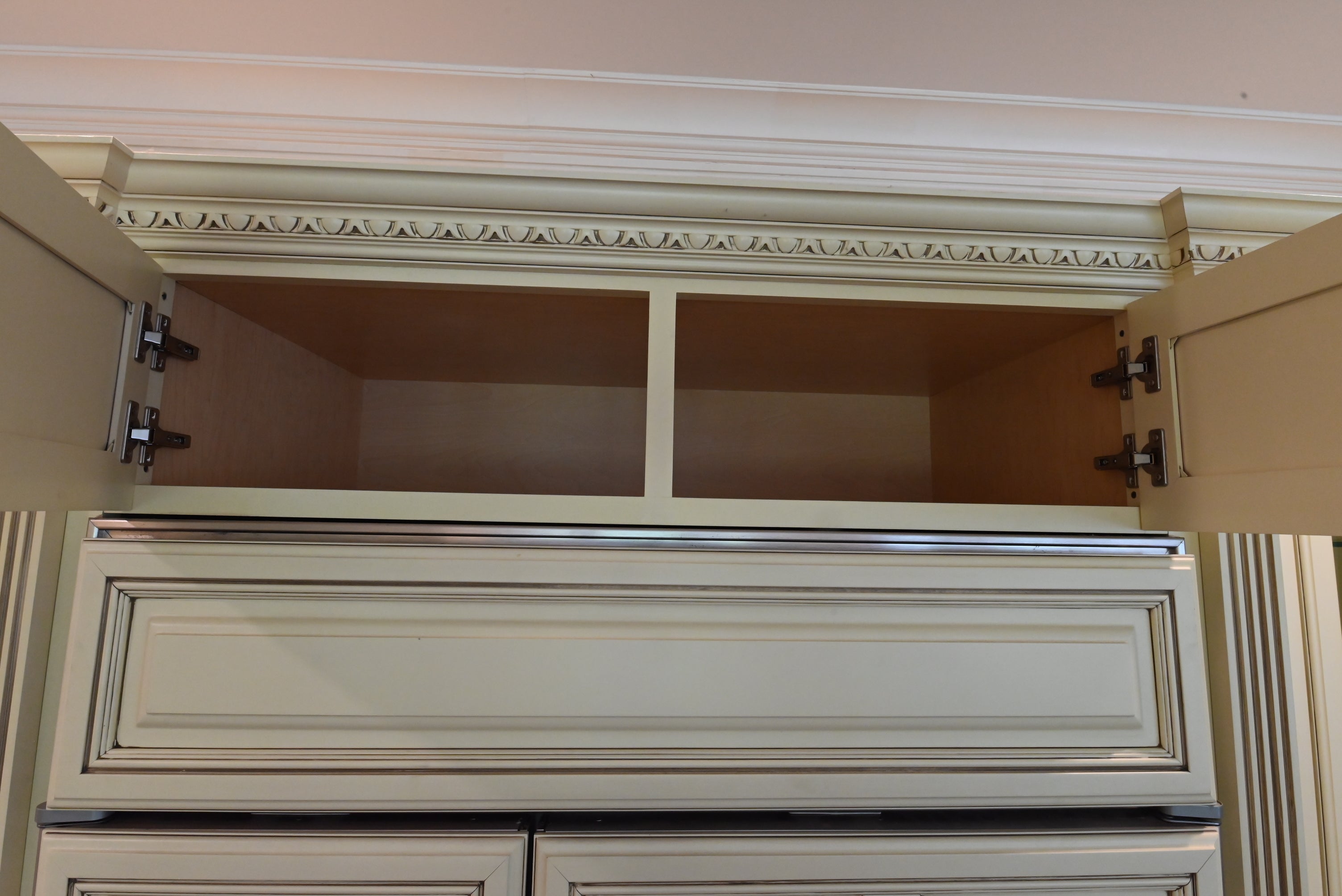 “The Ashbourne” Traditional Muted Cream Kitchen with Island & Desk Area