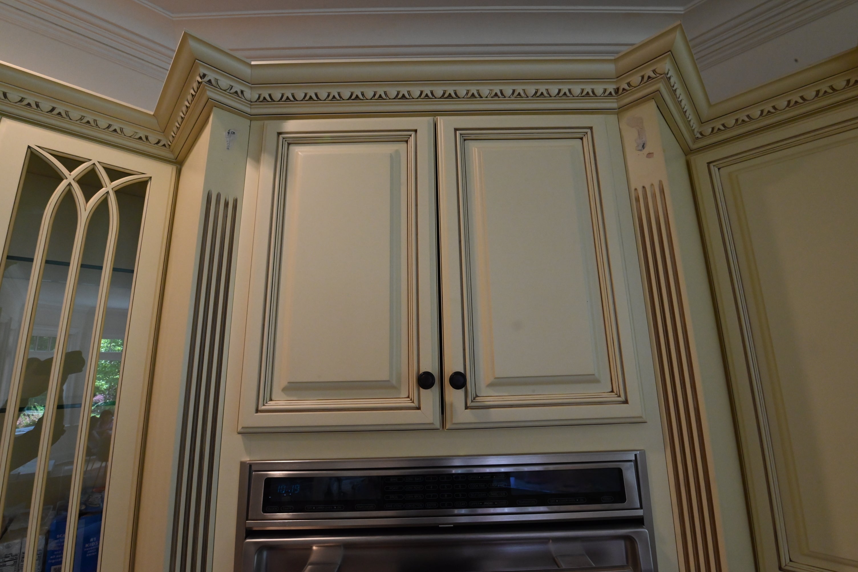 “The Ashbourne” Traditional Muted Cream Kitchen with Island & Desk Area