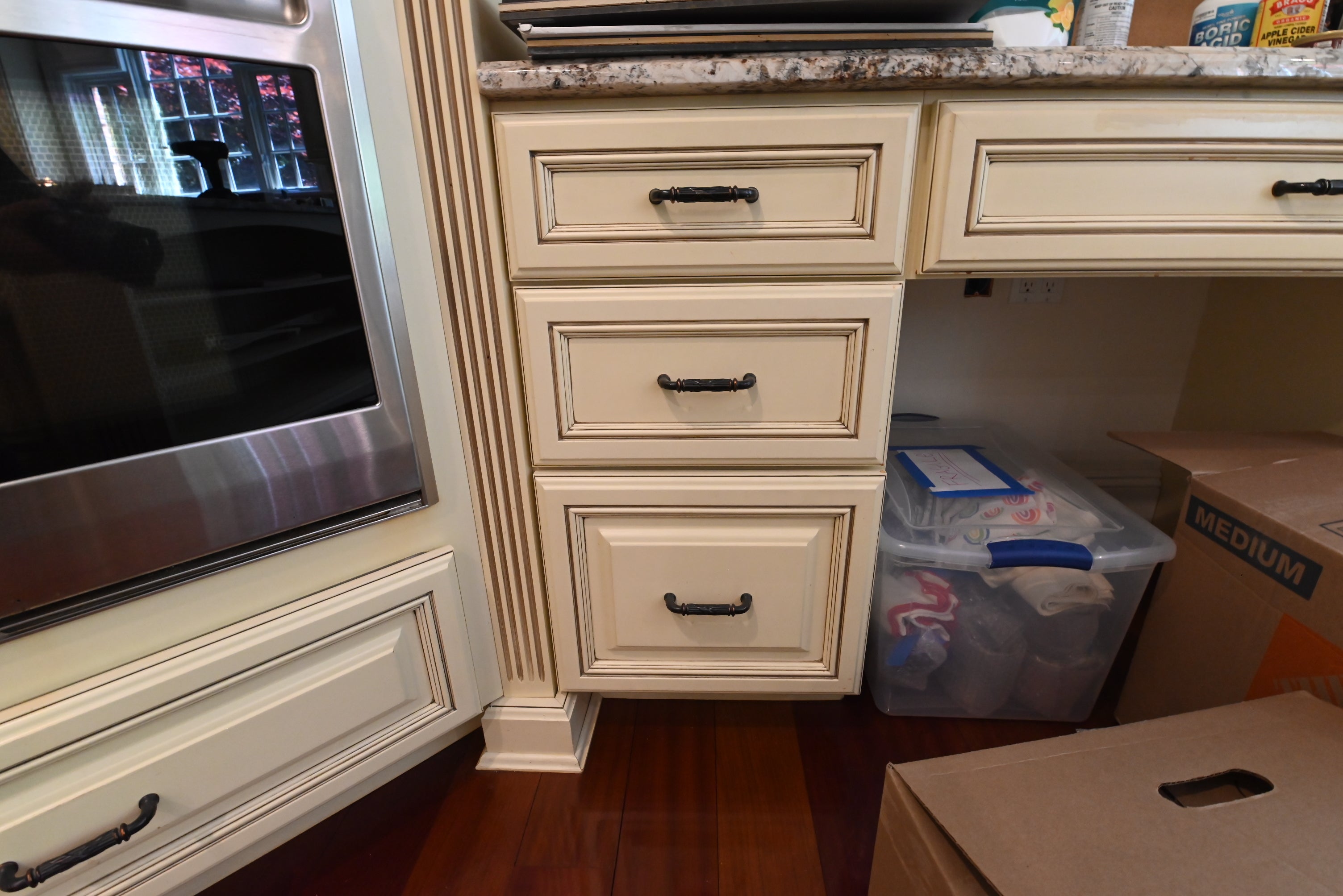 “The Ashbourne” Traditional Muted Cream Kitchen with Island & Desk Area