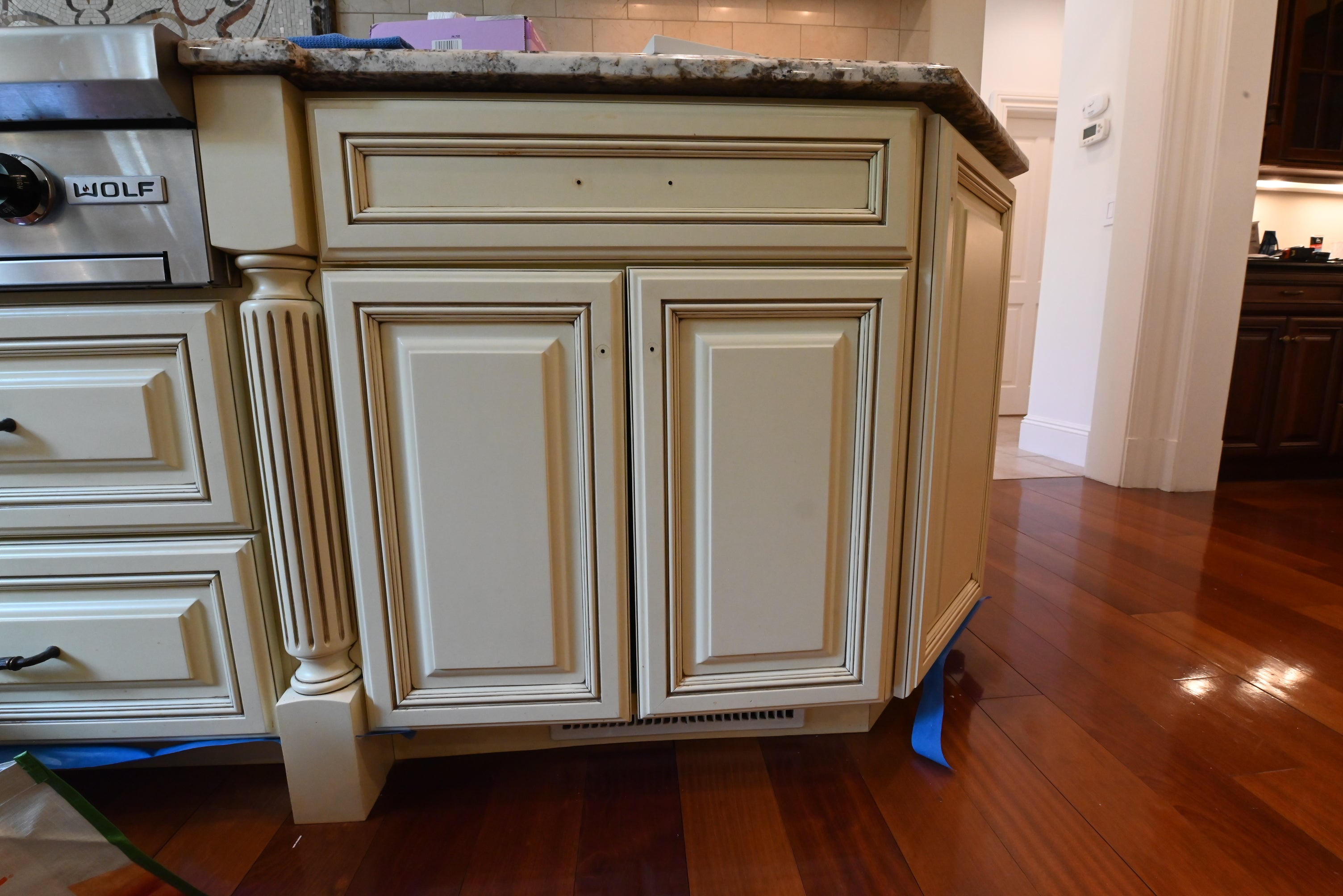 “The Ashbourne” Traditional Muted Cream Kitchen with Island & Desk Area