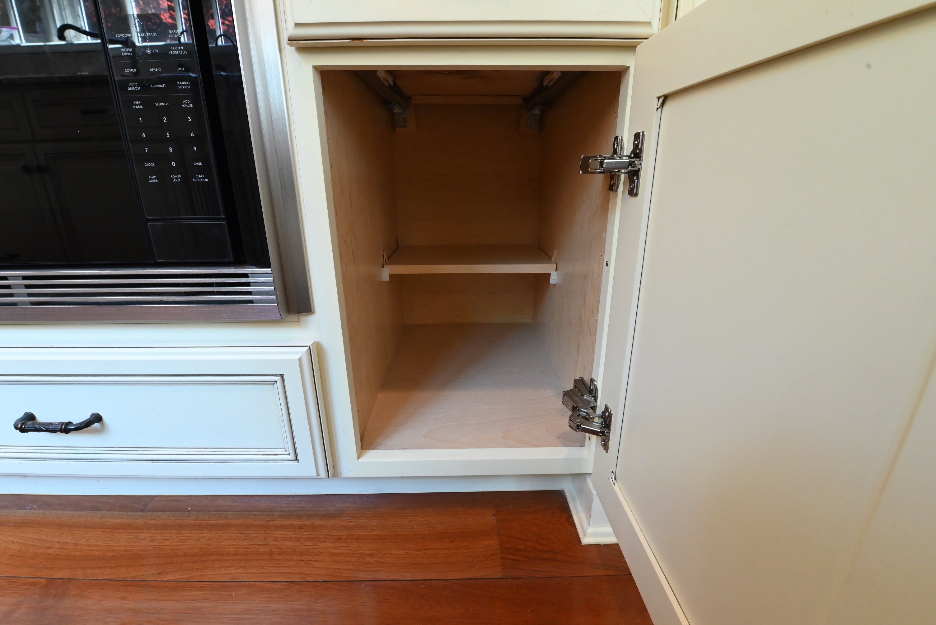 “The Ashbourne” Traditional Muted Cream Kitchen with Island & Desk Area