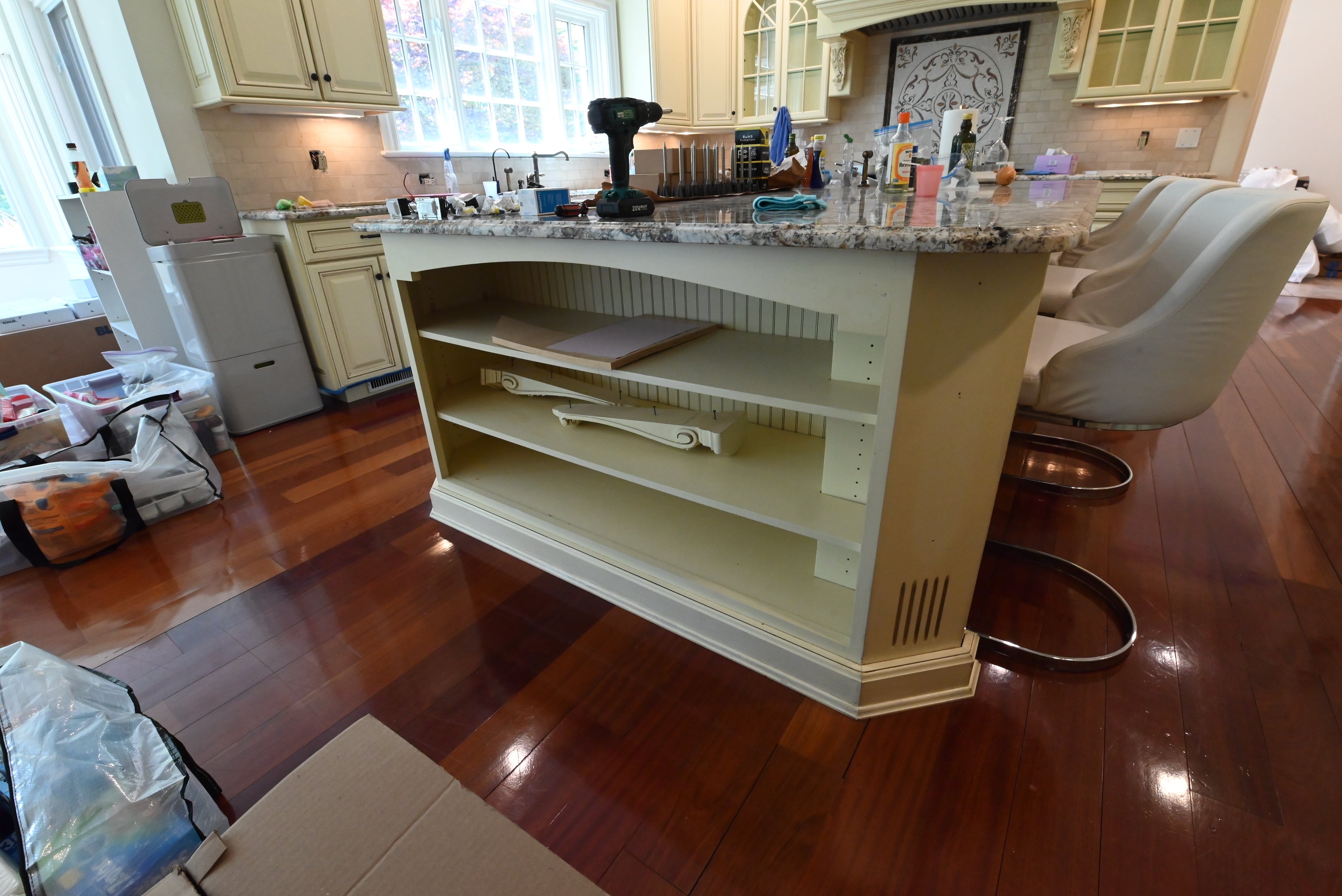 “The Ashbourne” Traditional Muted Cream Kitchen with Island & Desk Area