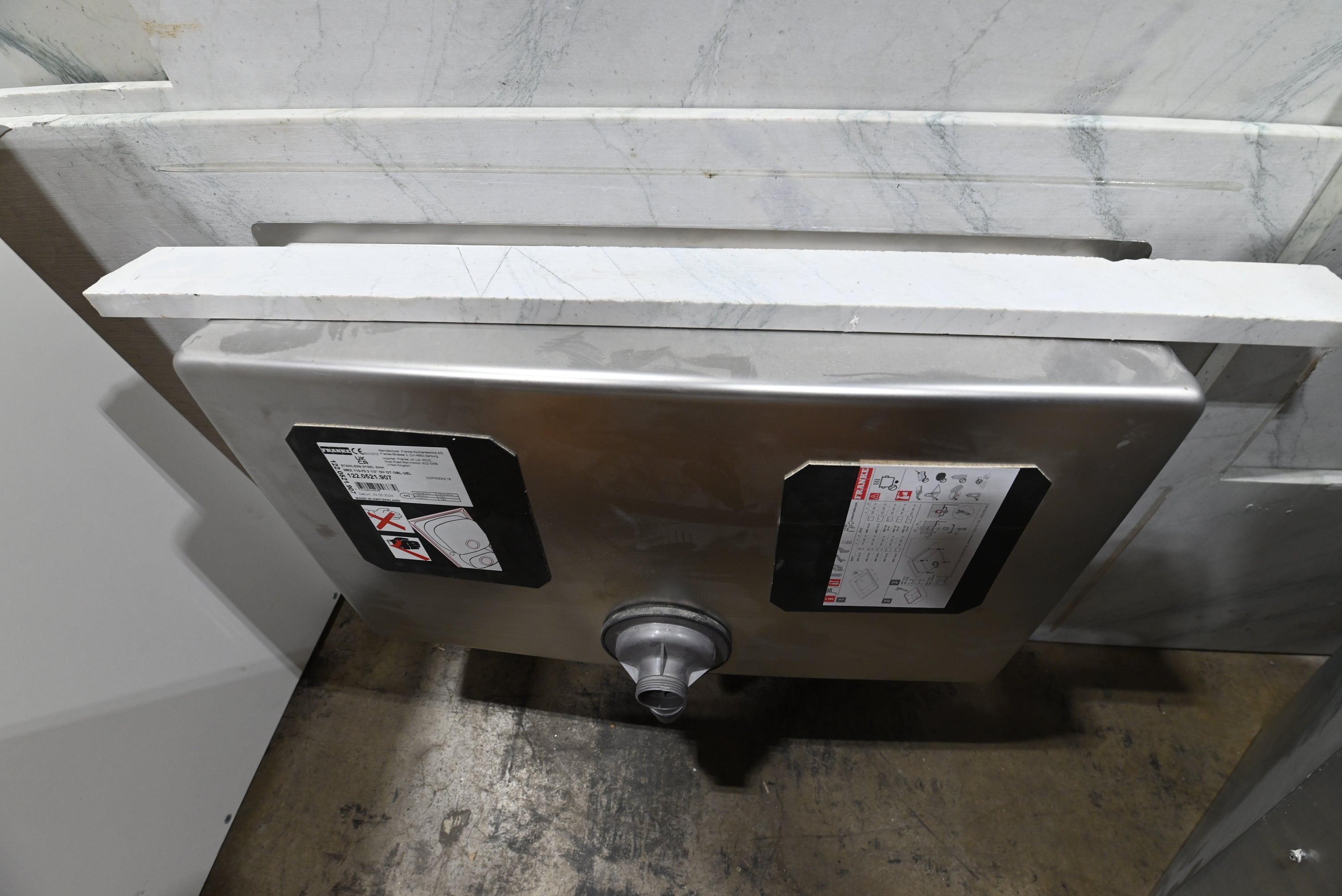 Reform Modern White Partial Kitchen Cabinets with Marble Countertop, Sink and Faucet