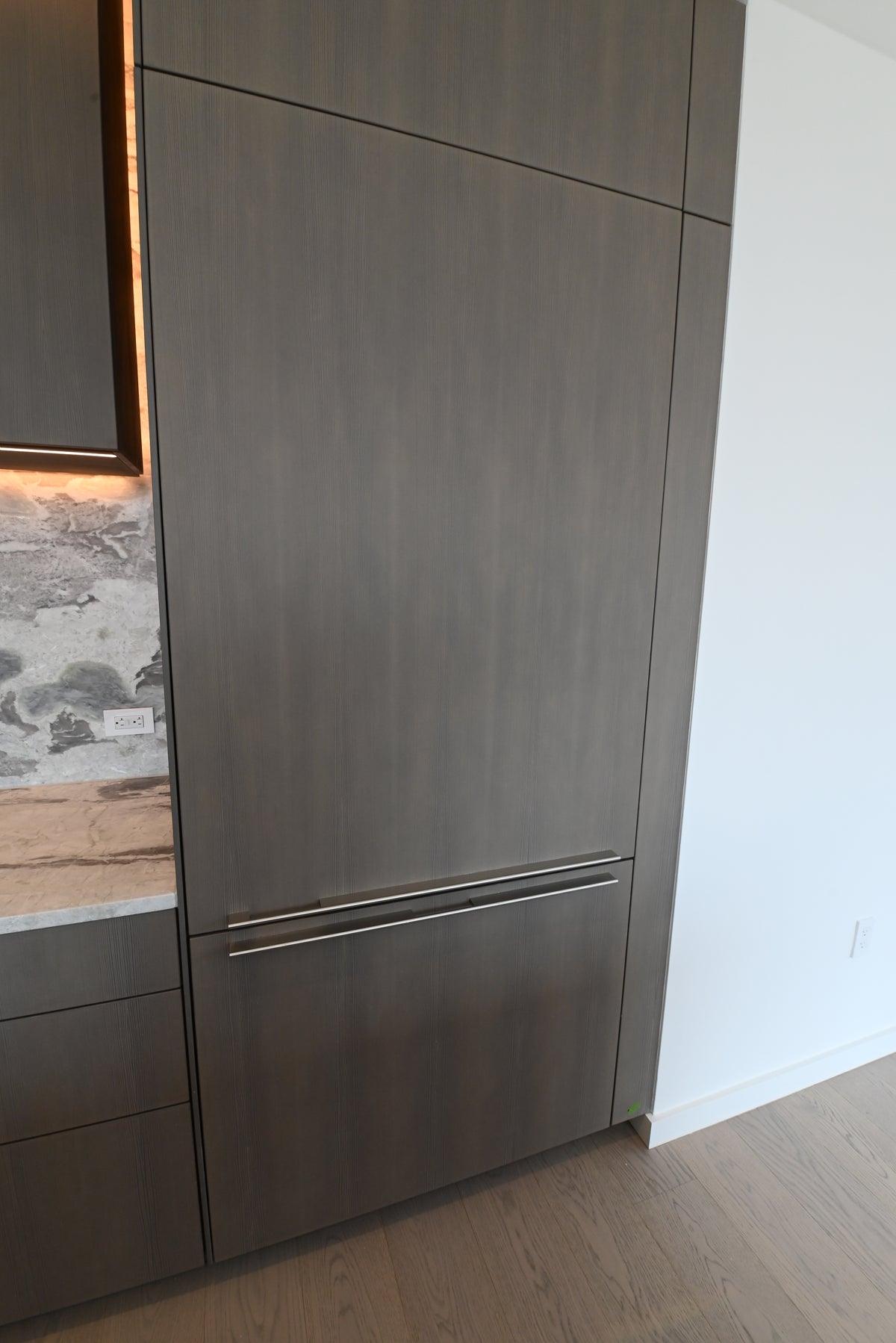 "The Tribeca" Modern Kitchen with Island & Gaggenau Appliances